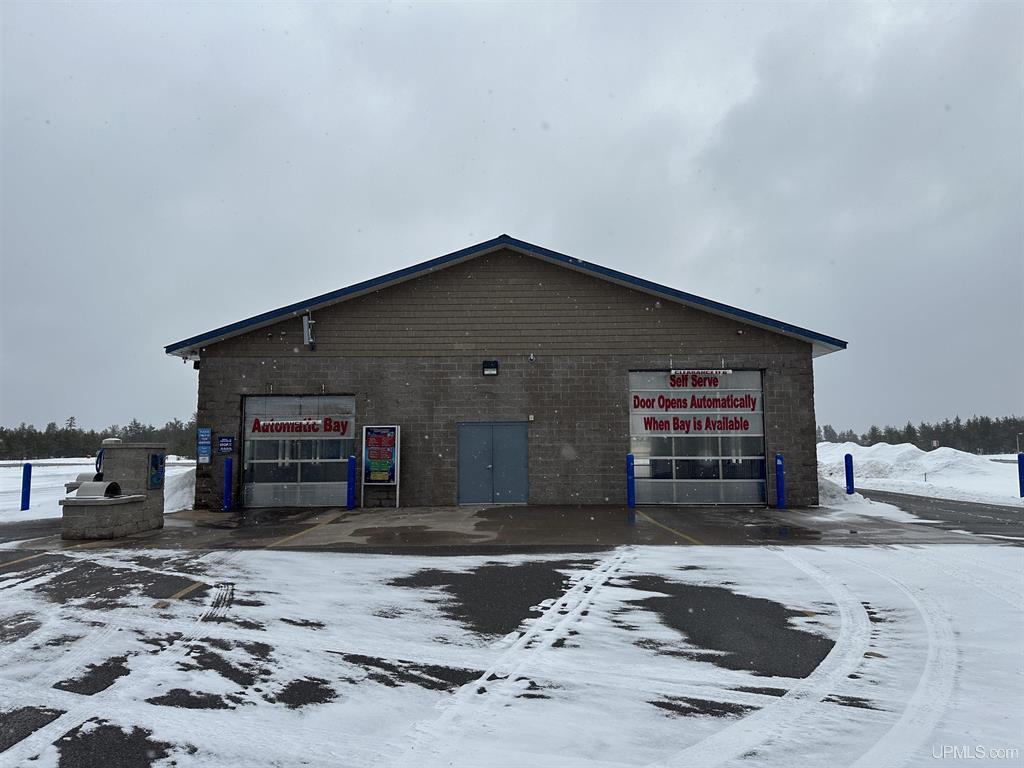 113 Michigan 553, Gwinn, MI 49841