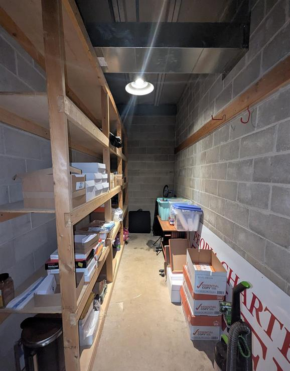 6035 Knoxville Avenue, Peoria, IL 61614