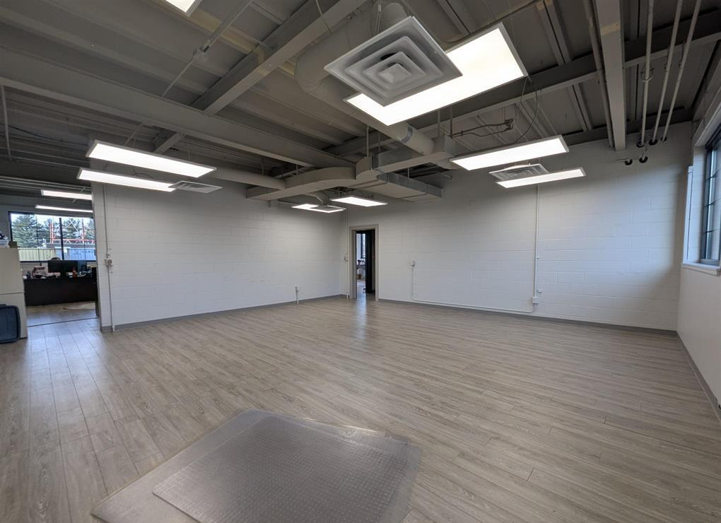 6035 Knoxville Avenue, Peoria, IL 61614