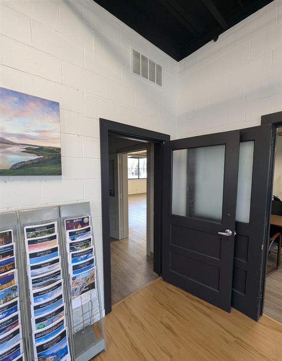 6035 Knoxville Avenue, Peoria, IL 61614