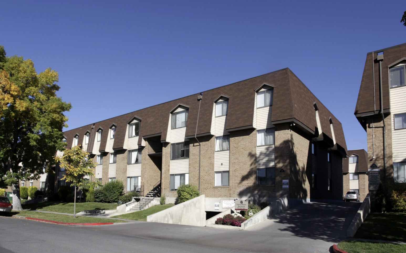 Liberty Square II - 166 Units