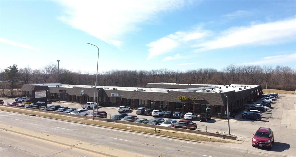 7501 North University Street, Peoria, IL 61614