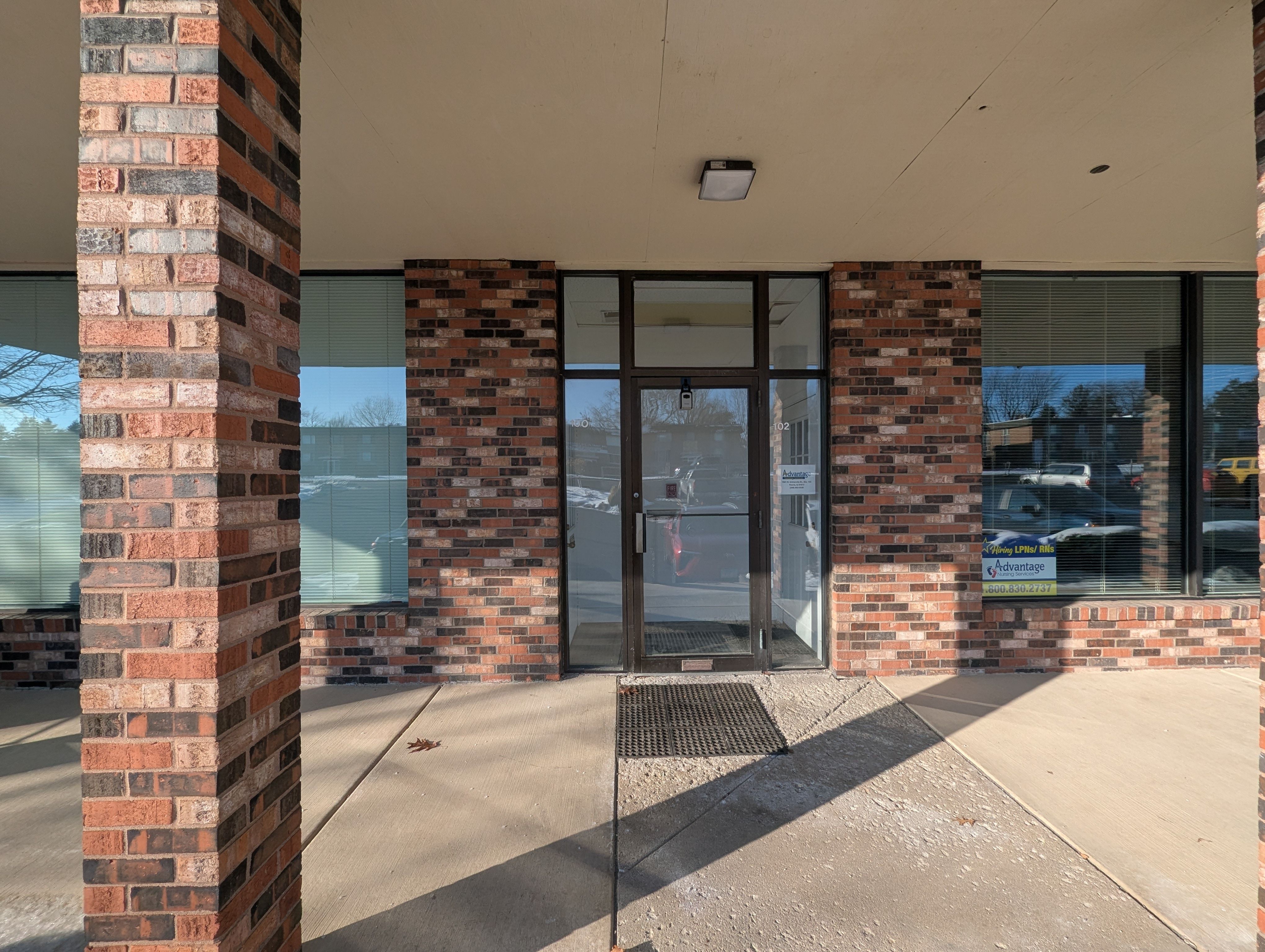 7501 North University Street, Peoria, IL 61614