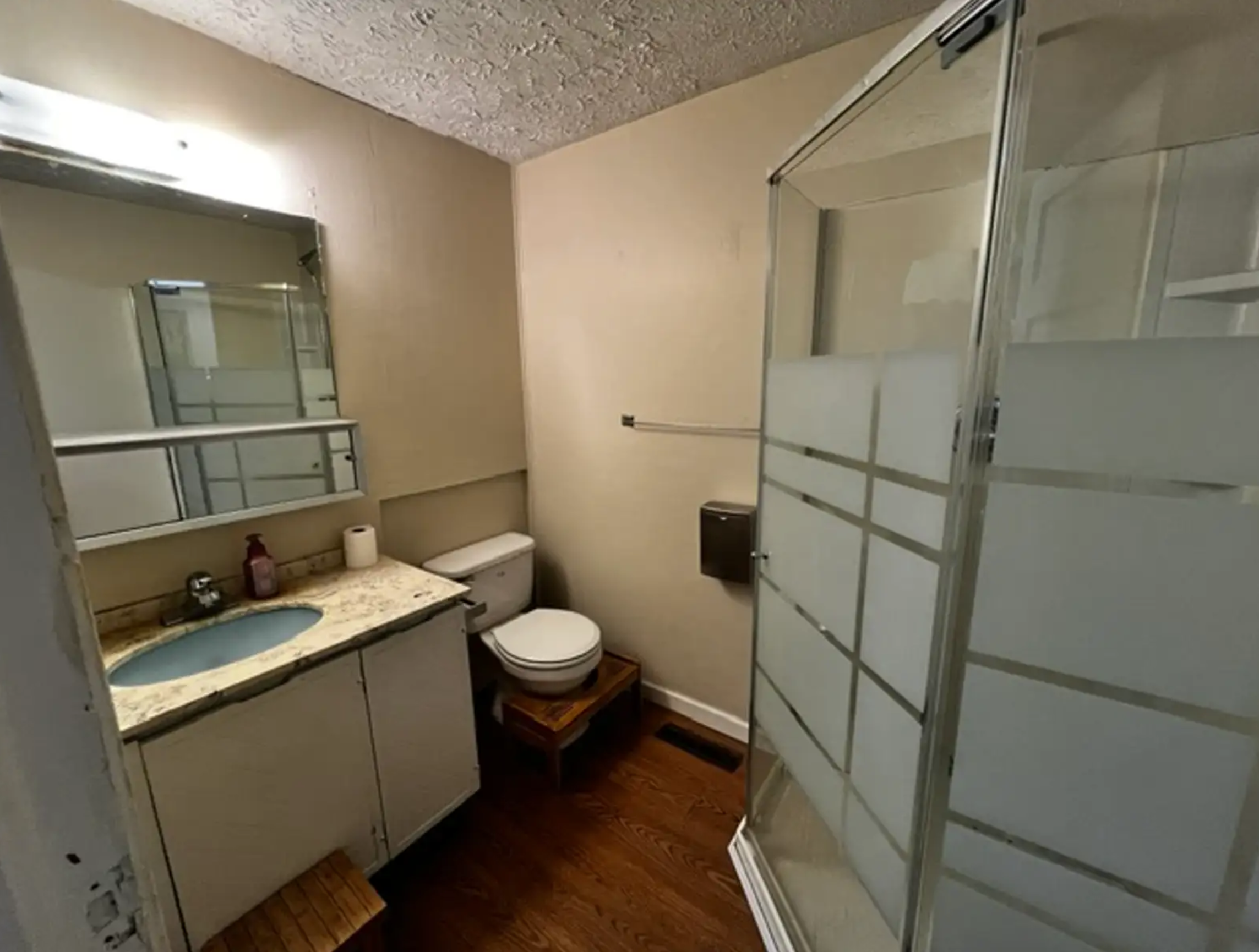 1824 East Michigan Avenue, Lansing, MI 48912