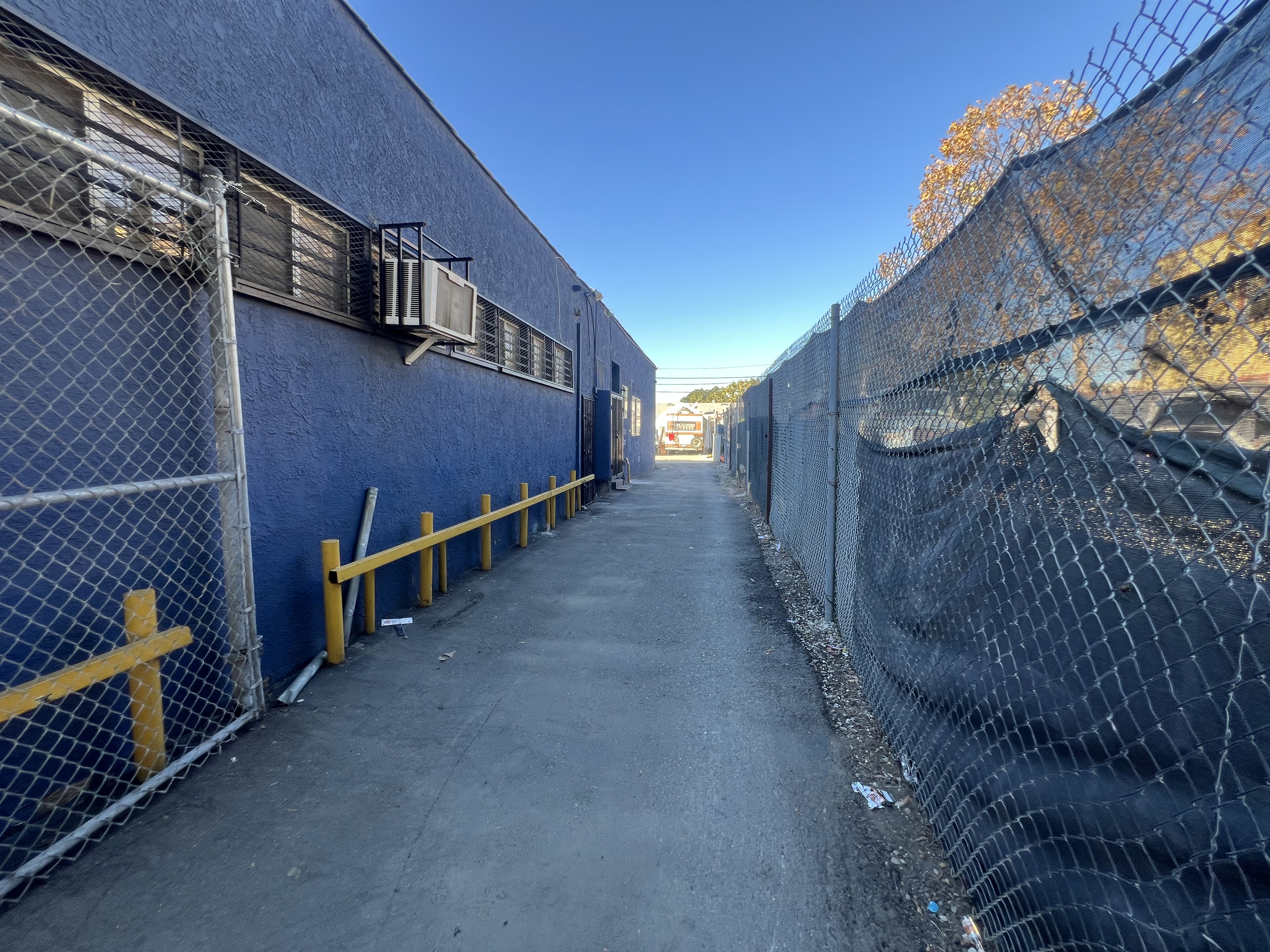 4071 Main Street, Los Angeles, CA 90037