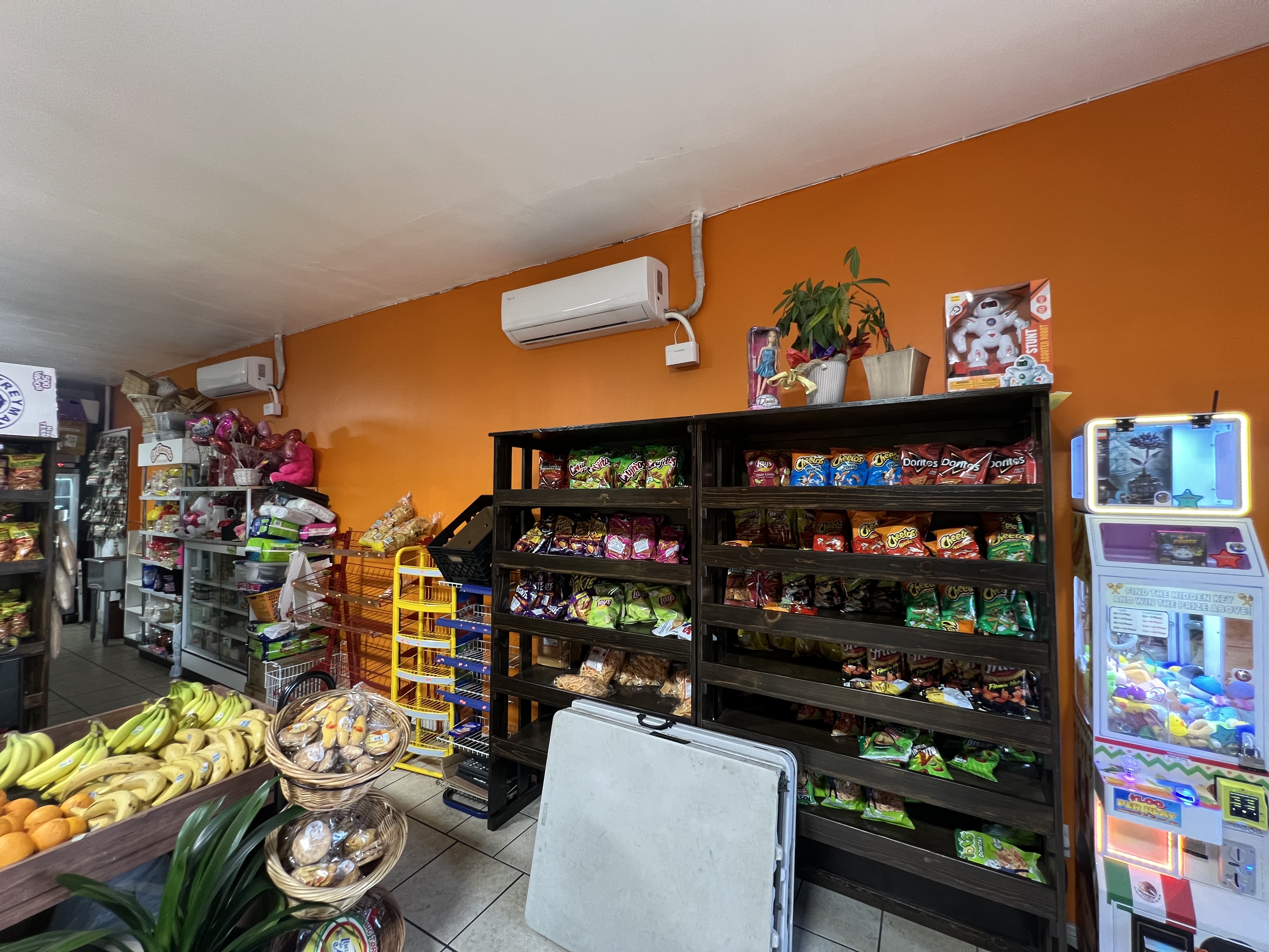 4071 Main Street, Los Angeles, CA 90037