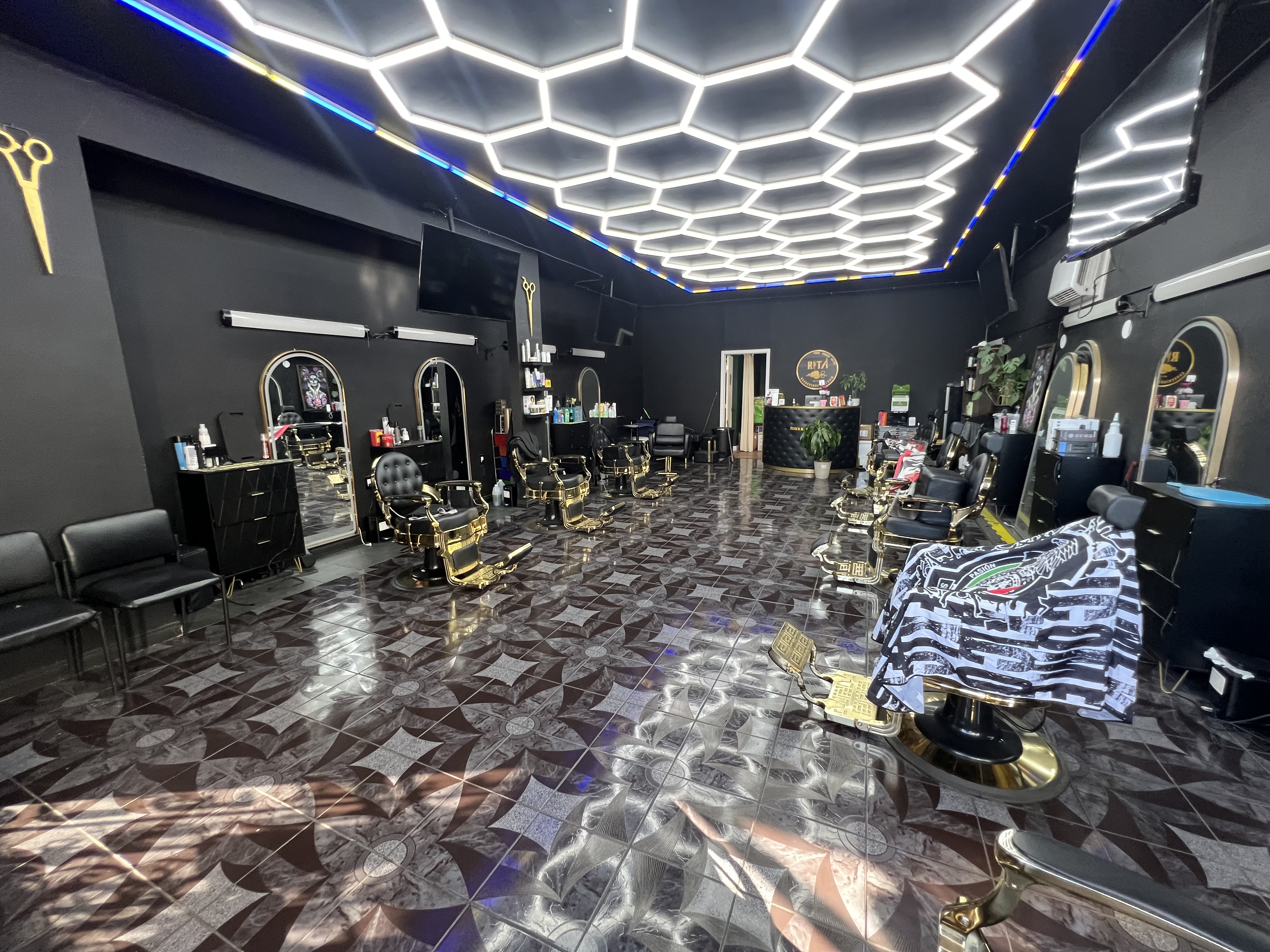 4071 Main Street, Los Angeles, CA 90037