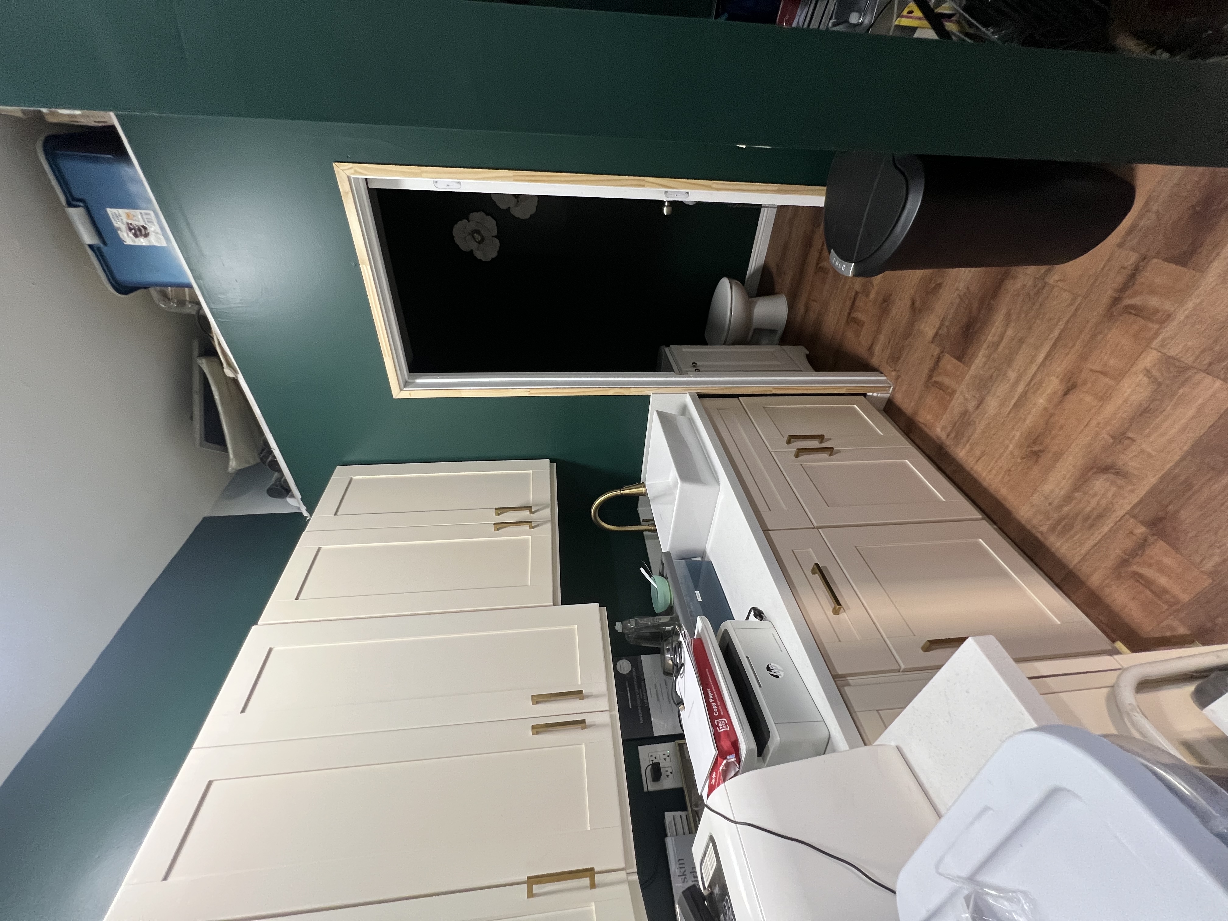 4071 Main Street, Los Angeles, CA 90037