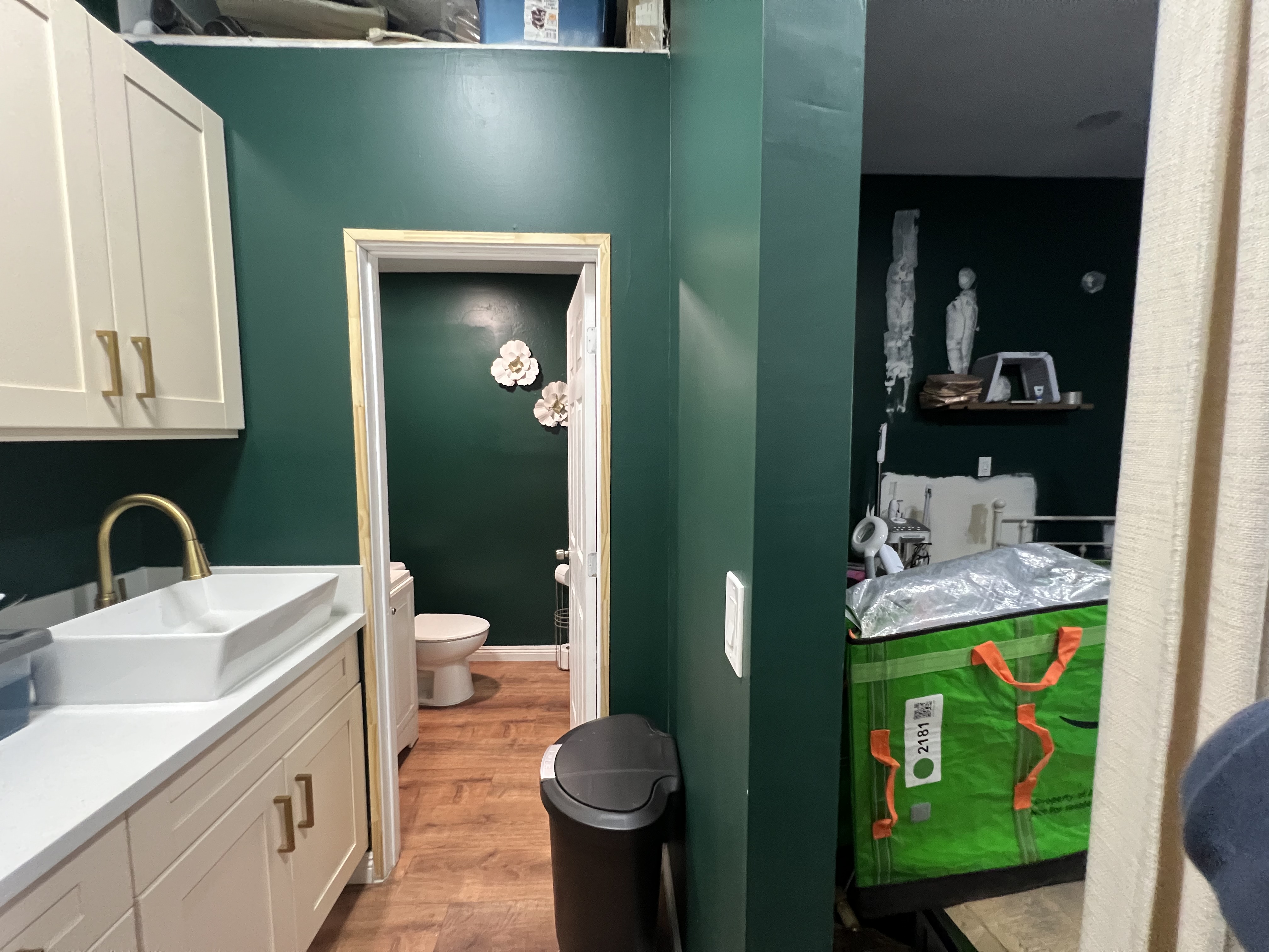 4071 Main Street, Los Angeles, CA 90037