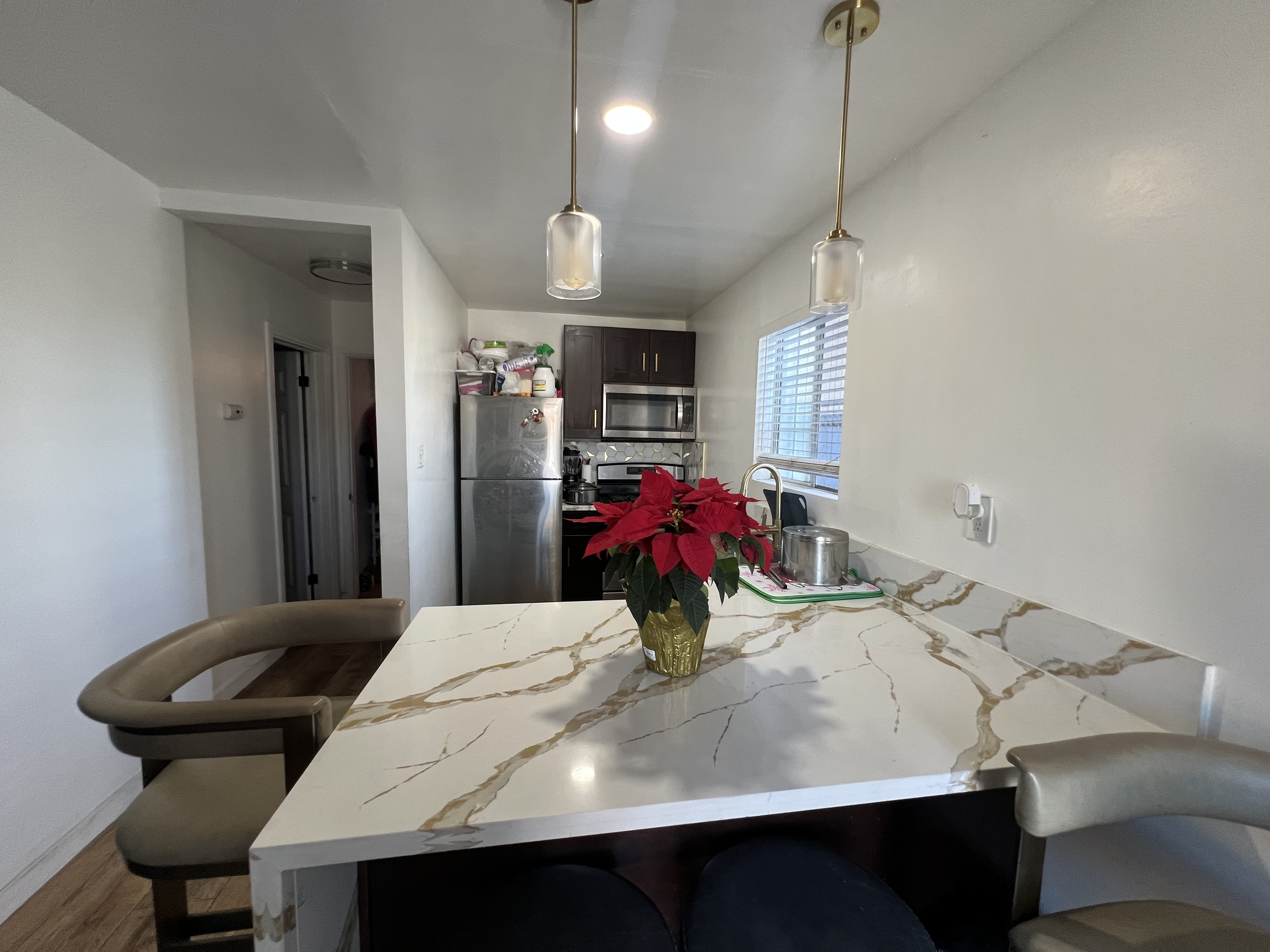 4071 Main Street, Los Angeles, CA 90037