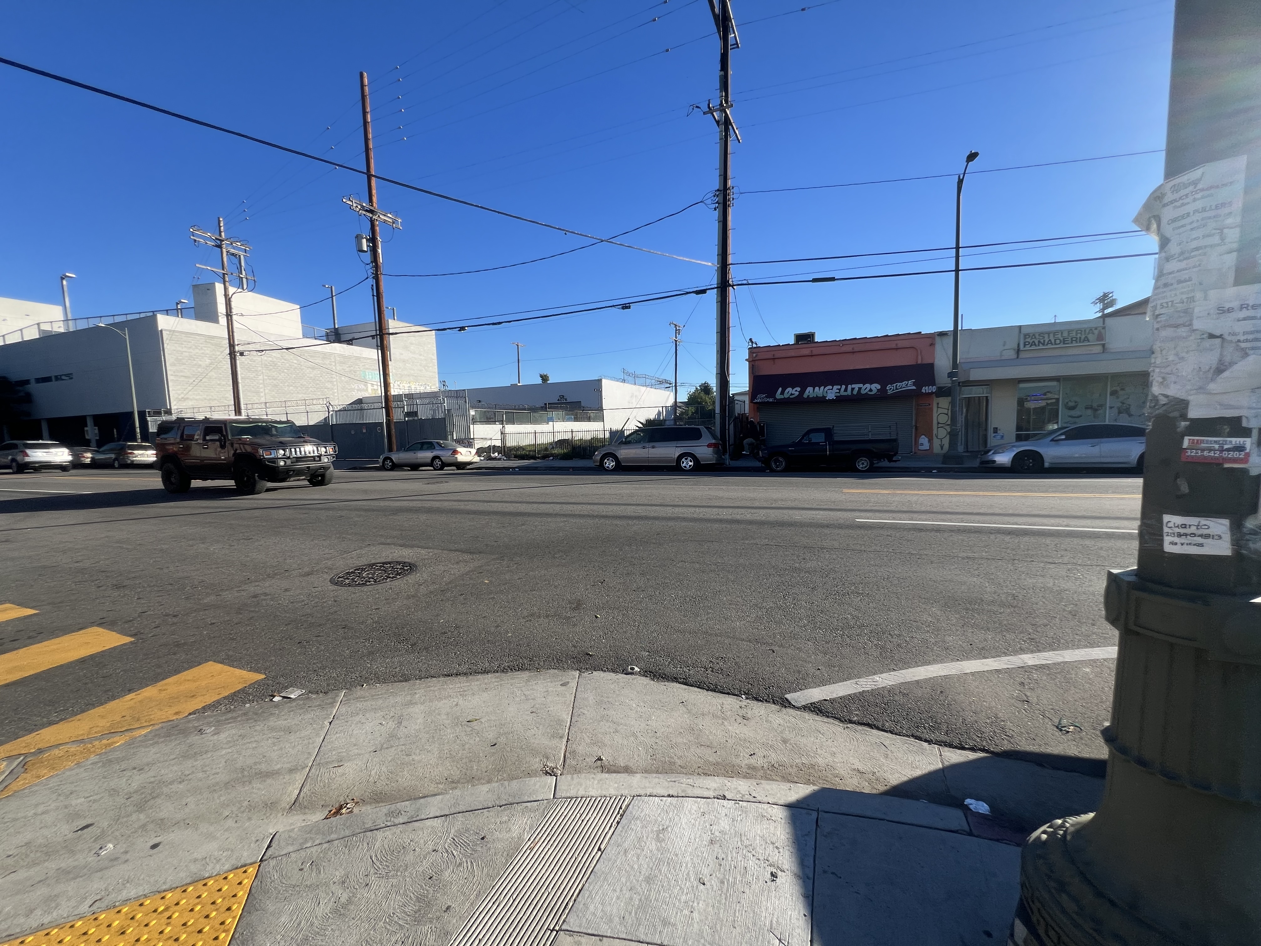 4071 Main Street, Los Angeles, CA 90037