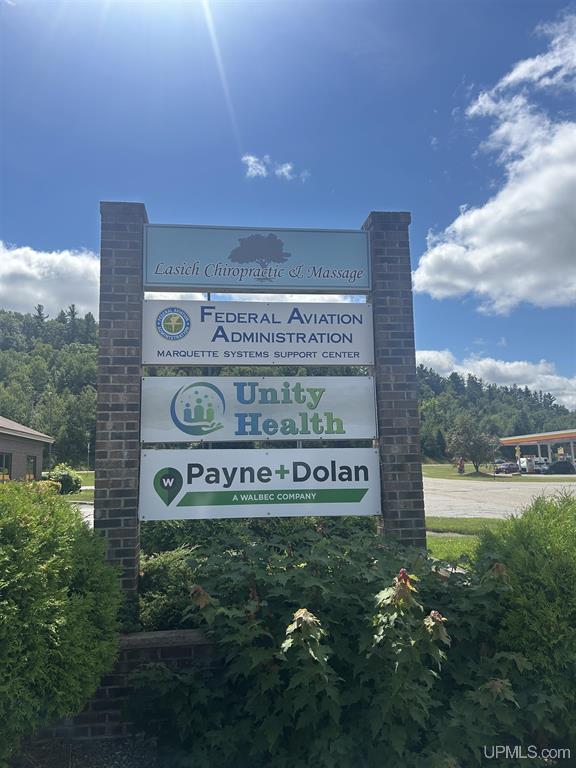 1000 Country Lane, Ishpeming, MI 49849