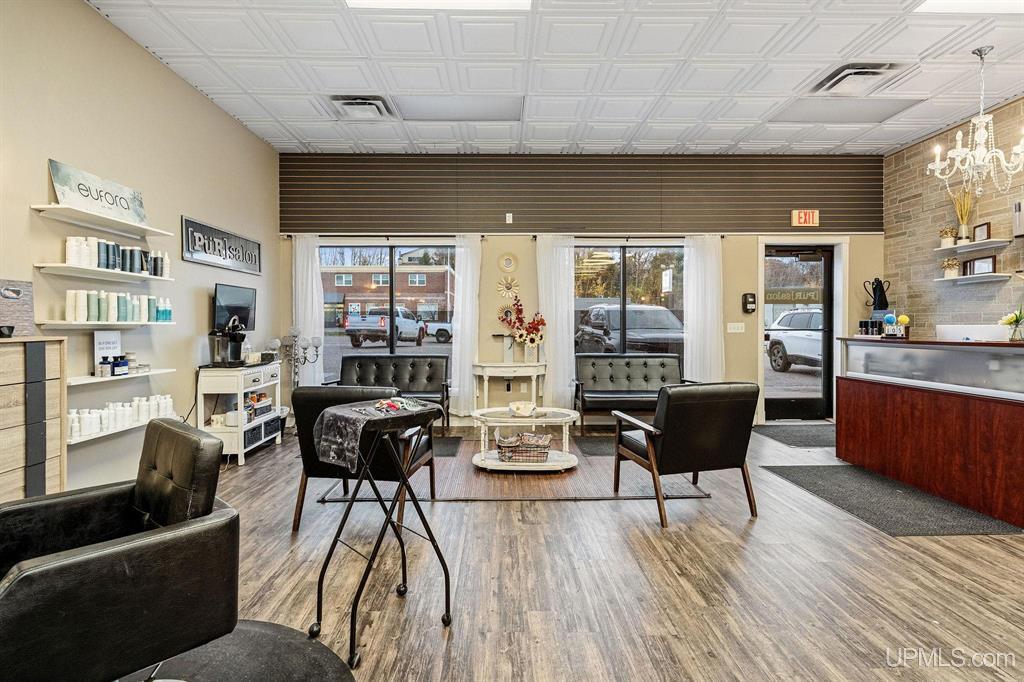 1021 West Washington Street, Marquette, MI 49855