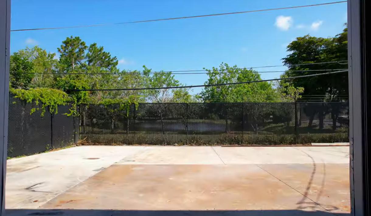 1911 Dana Drive, Fort Myers, FL 33907