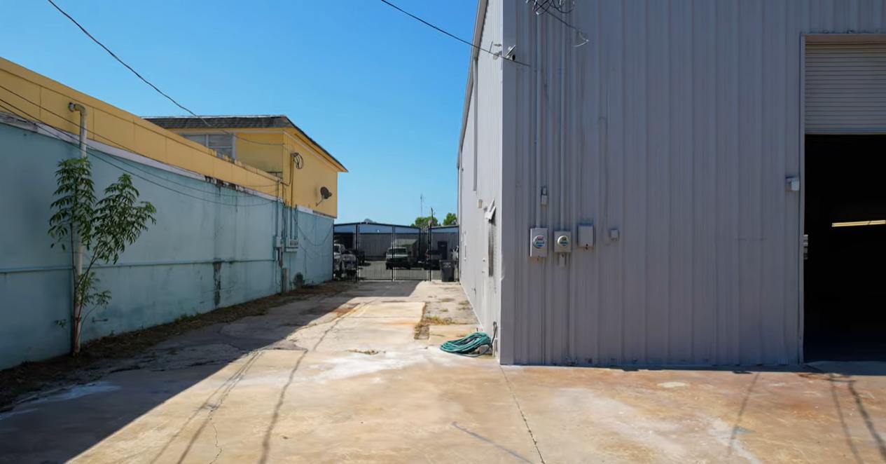 1911 Dana Drive, Fort Myers, FL 33907