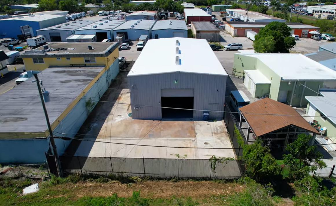 1911 Dana Drive, Fort Myers, FL 33907