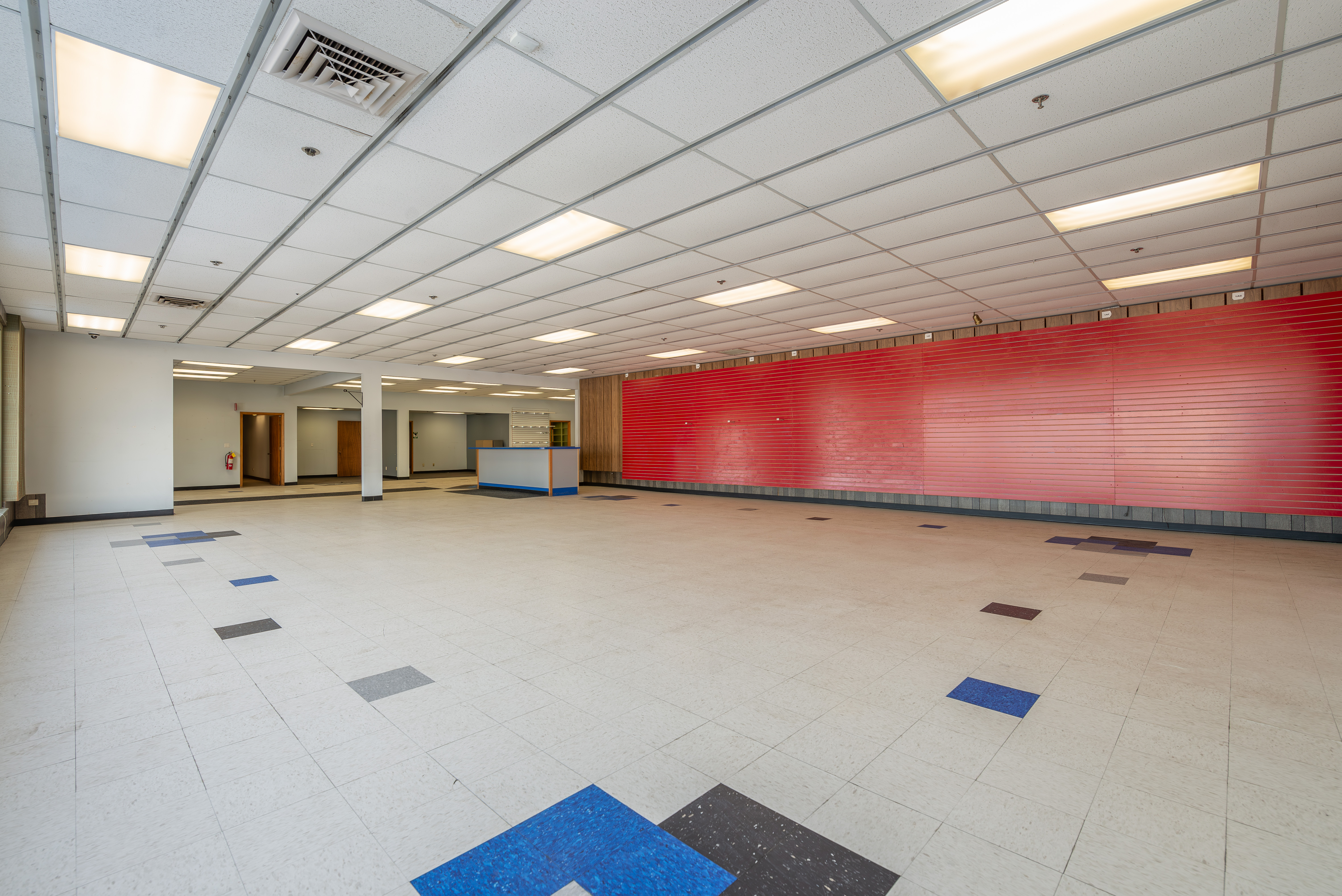 1650 South Galena Avenue, Freeport, IL 61032