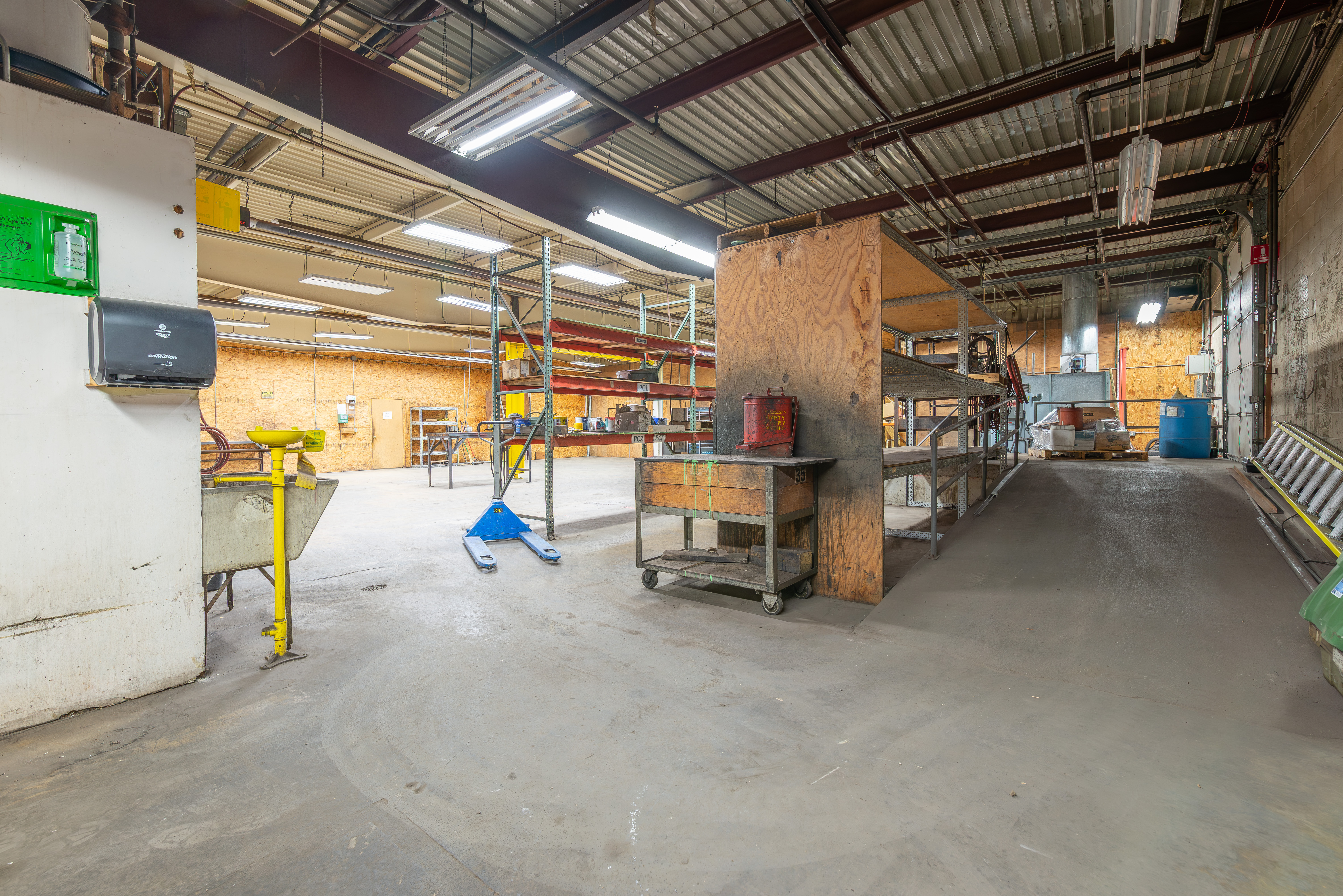 1650 South Galena Avenue, Freeport, IL 61032