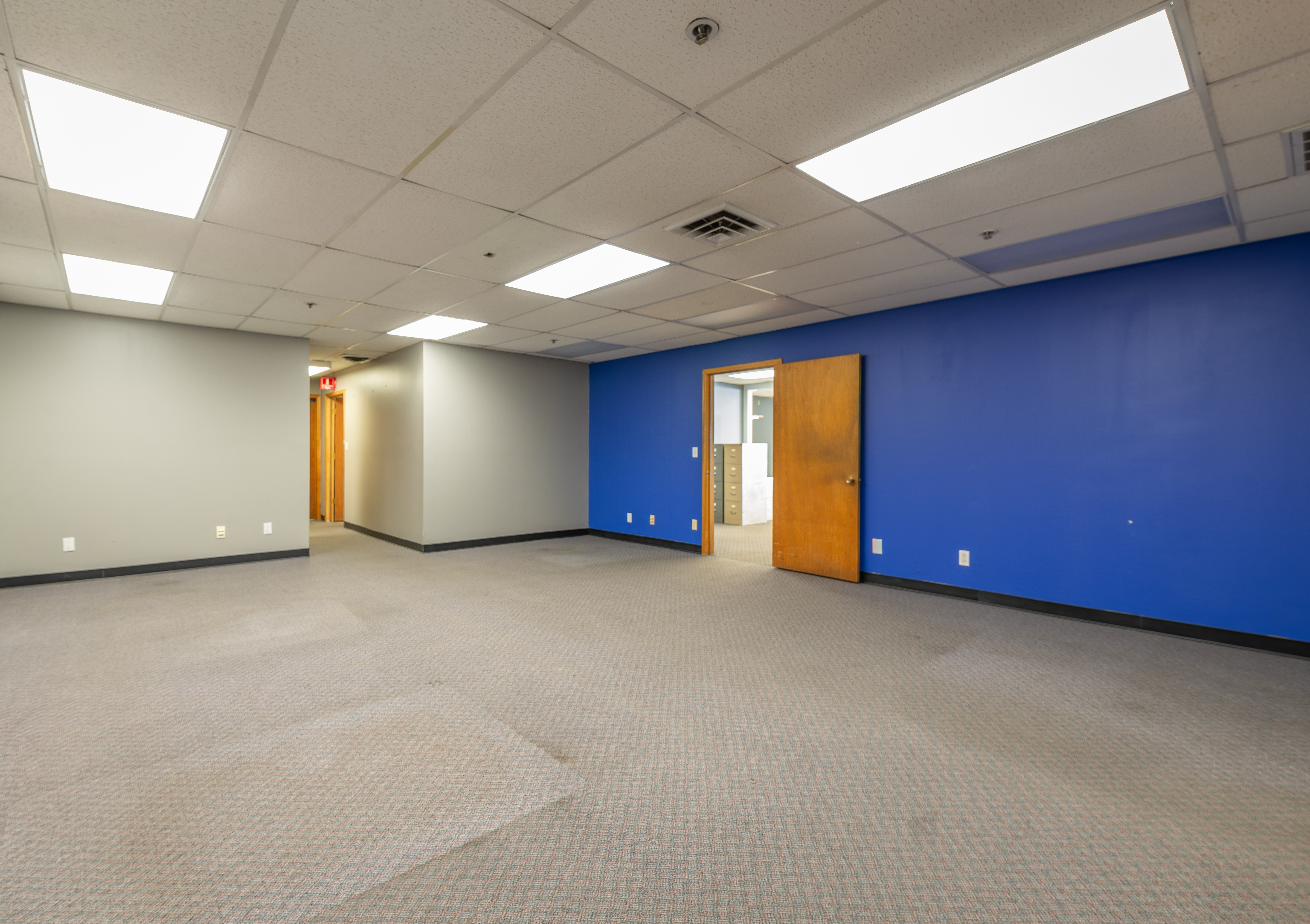 1650 South Galena Avenue, Freeport, IL 61032