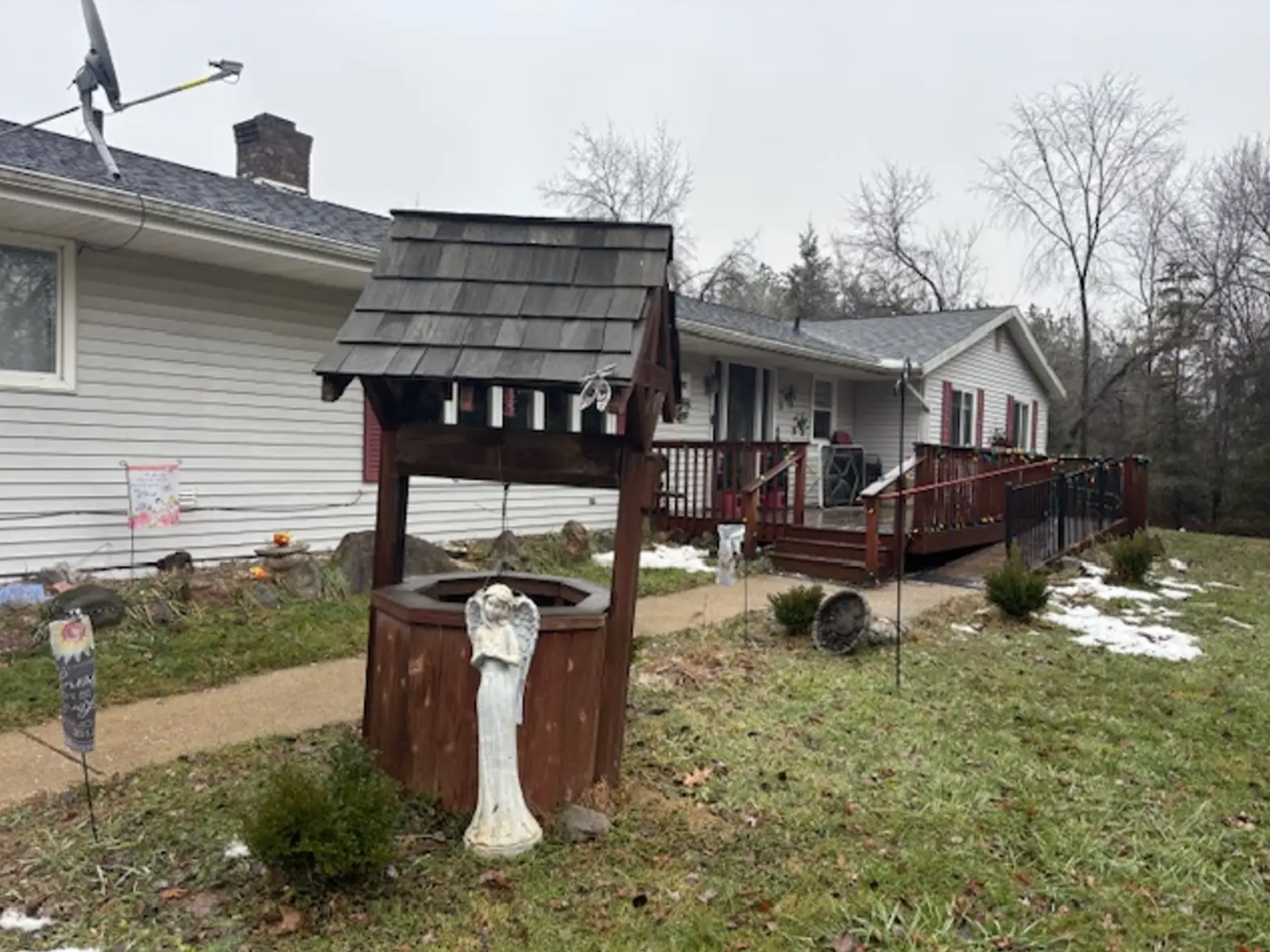 10216 Royston Road, Grand Ledge, MI 48837