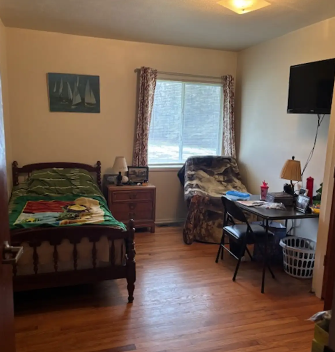 10216 Royston Road, Grand Ledge, MI 48837