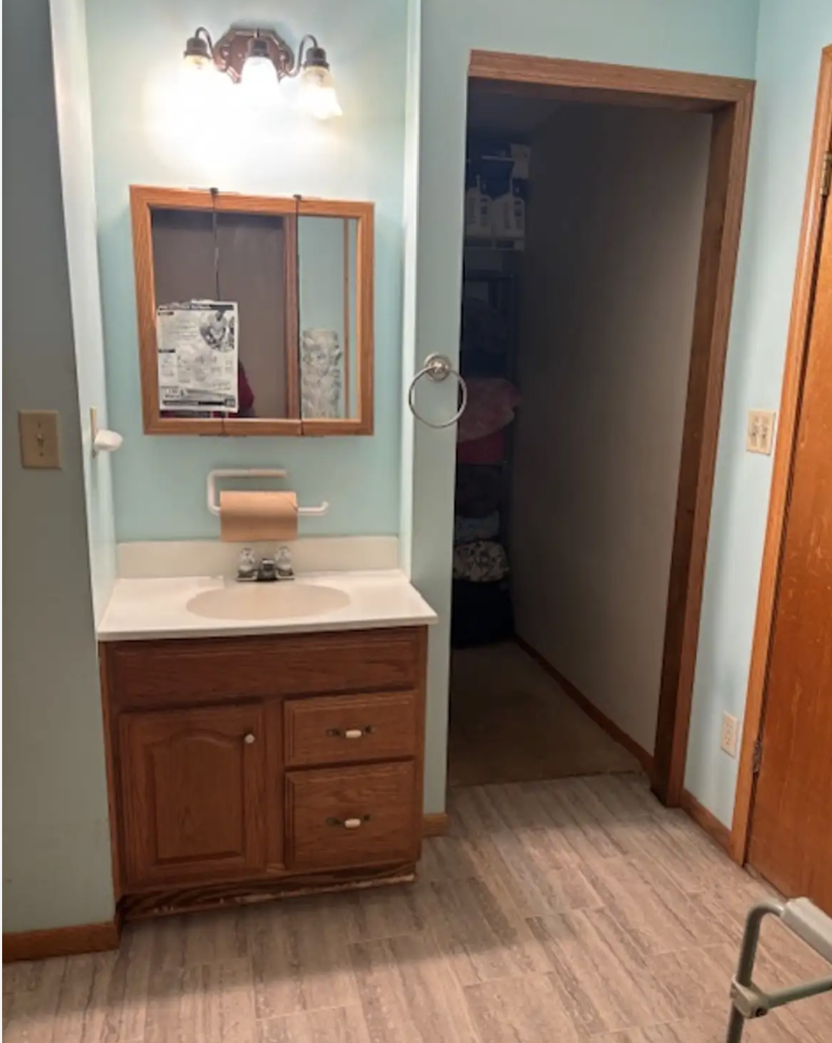 10216 Royston Road, Grand Ledge, MI 48837