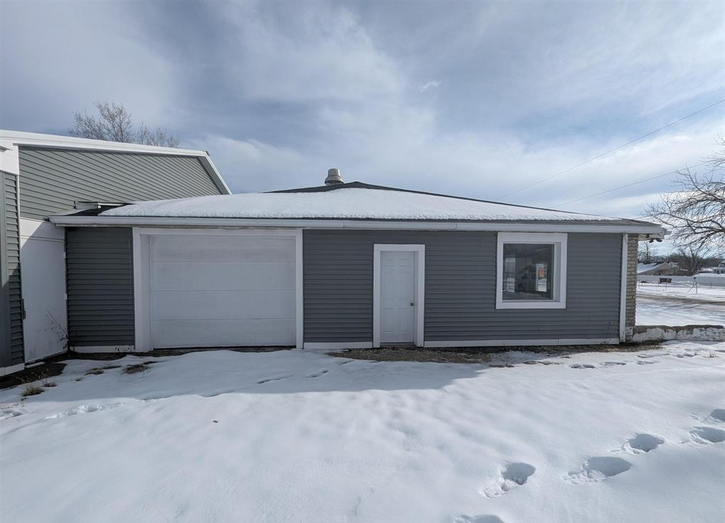 421 East Moneta Avenue, Peoria Heights, IL 61616