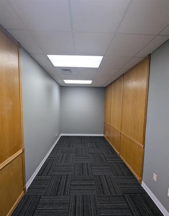 2001 West Willow Knolls Drive, Peoria, IL 61614