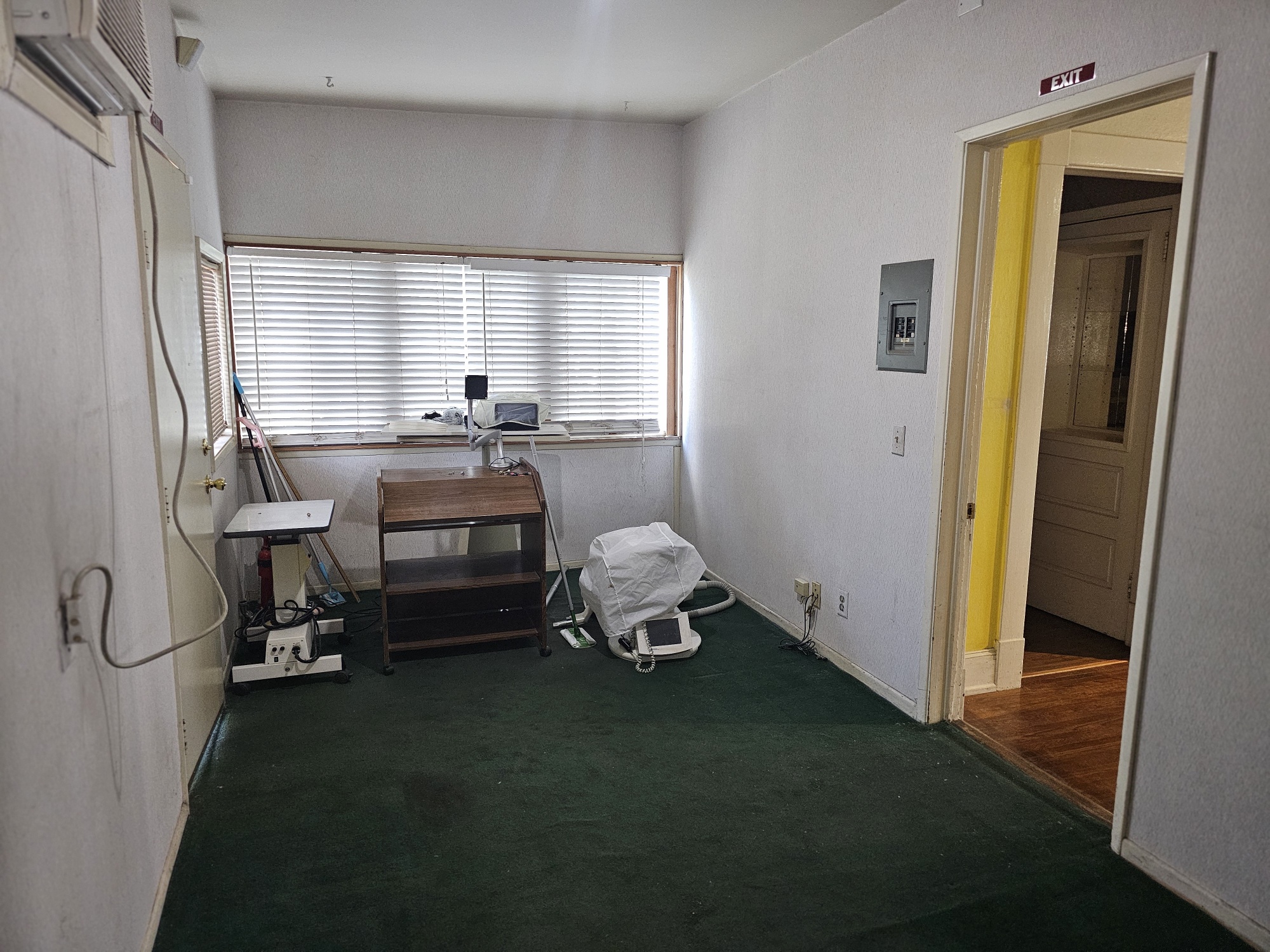 6836 Palm Avenue, Highland, CA 92346