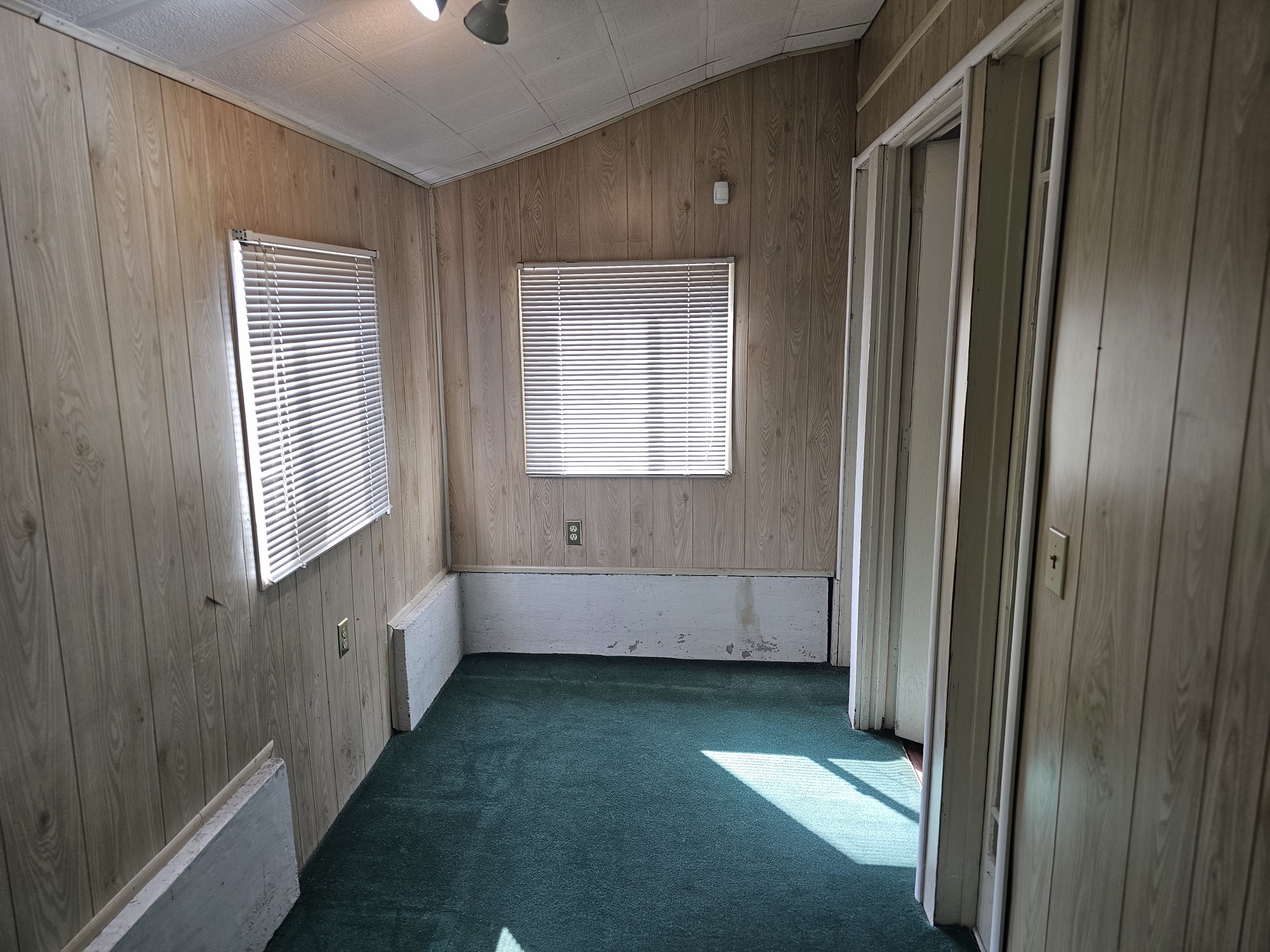 6836 Palm Avenue, Highland, CA 92346