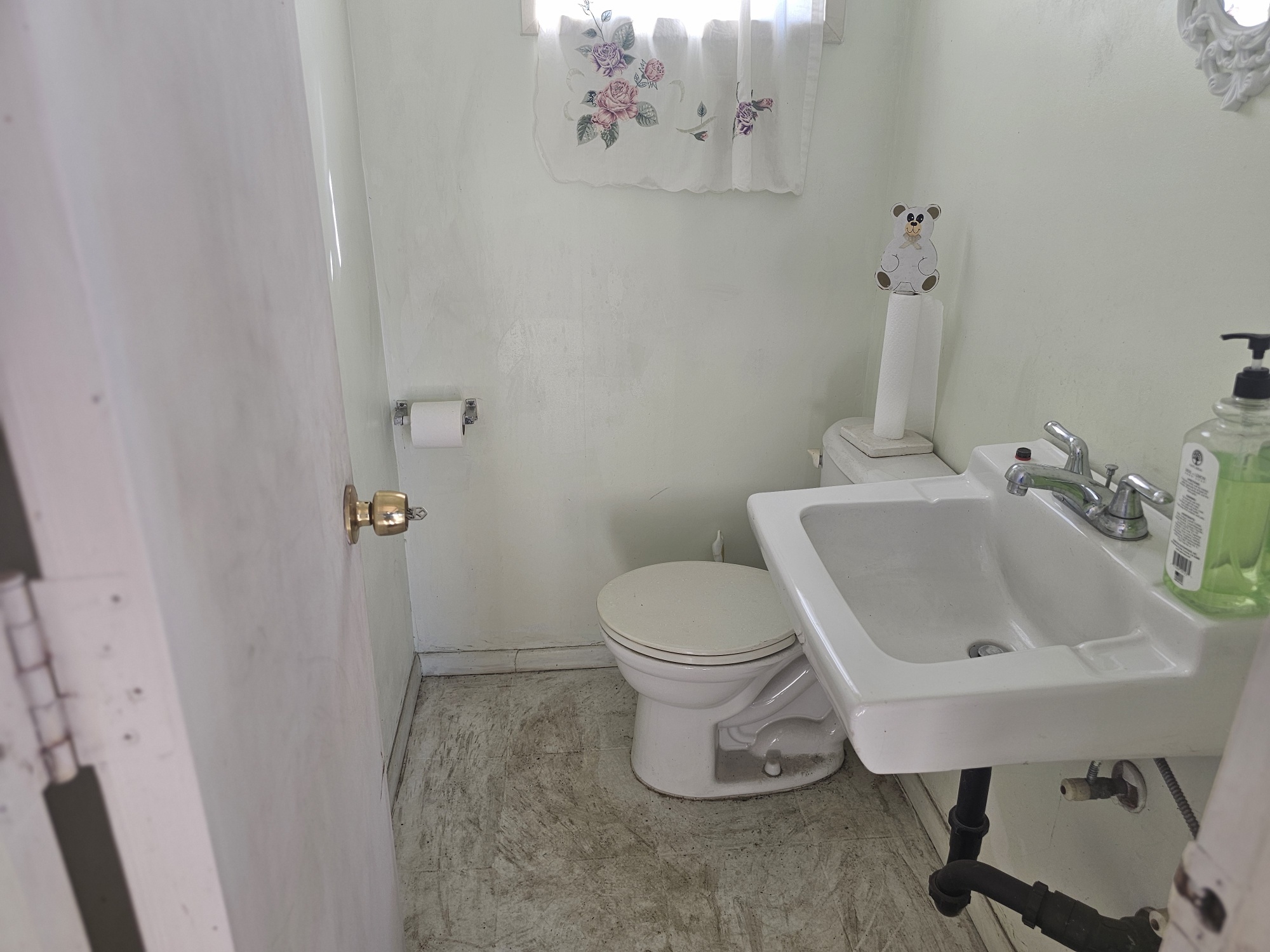 6836 Palm Avenue, Highland, CA 92346