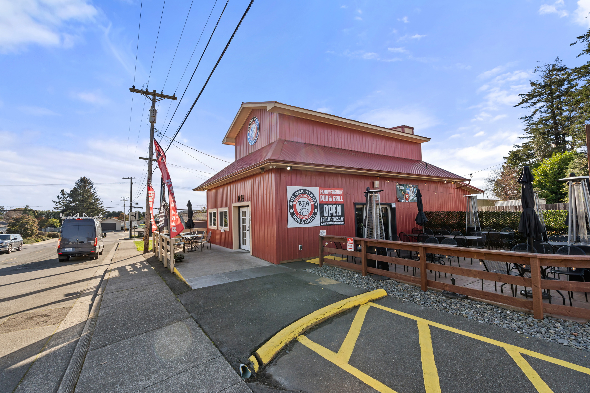 401 Oak Street, Brookings, OR 97415