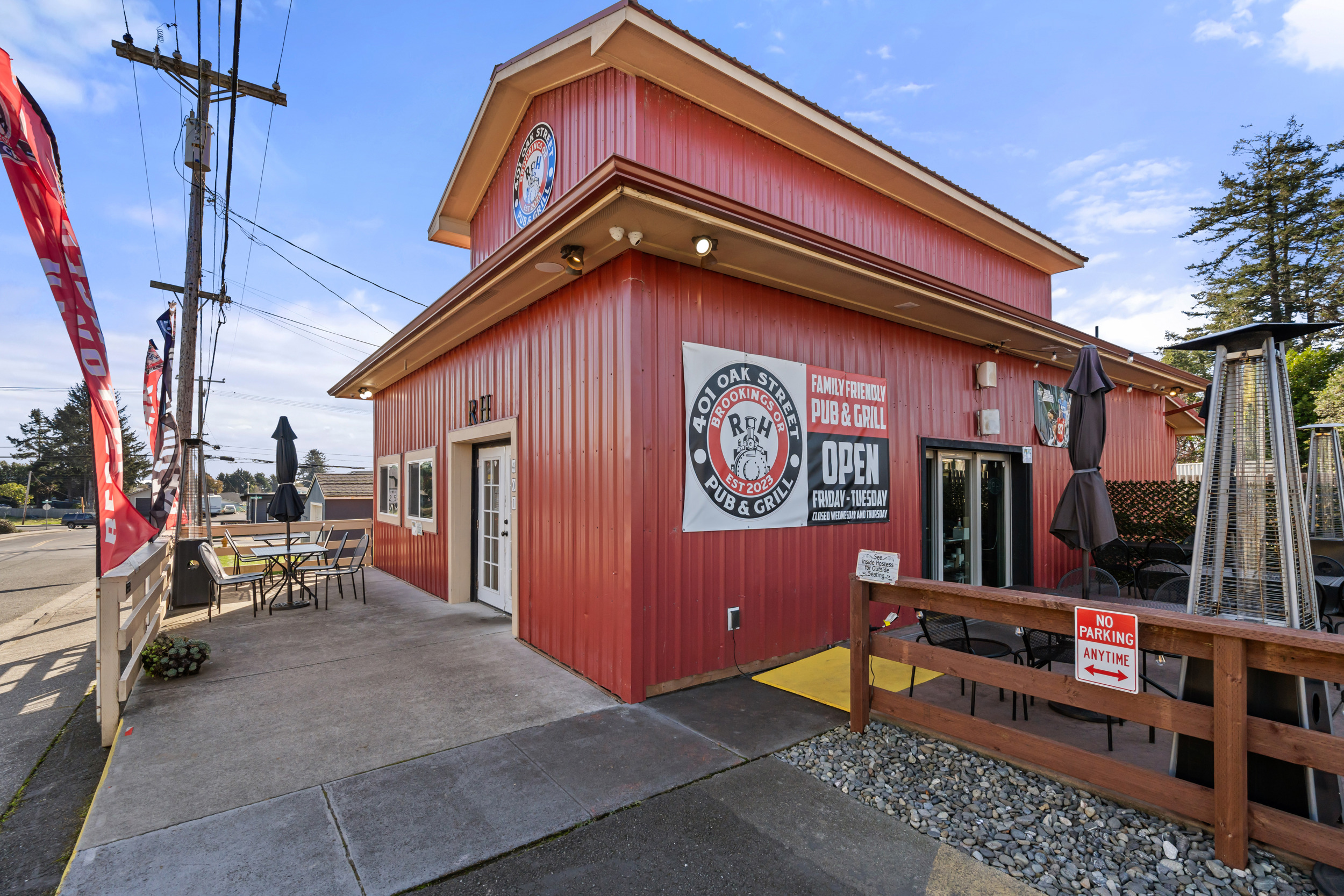 401 Oak Street, Brookings, OR 97415