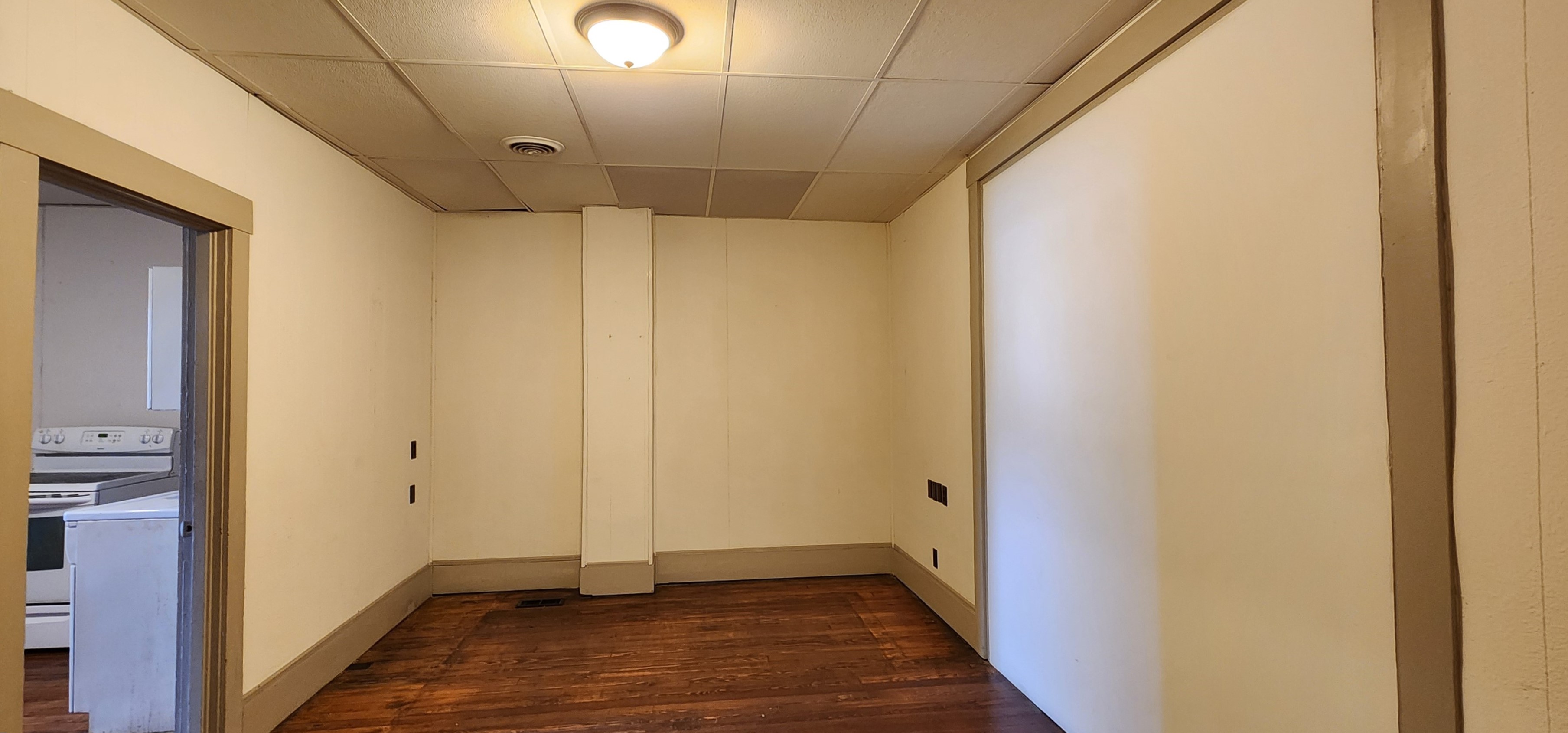 104 East Main Street, Washington, IN 47501