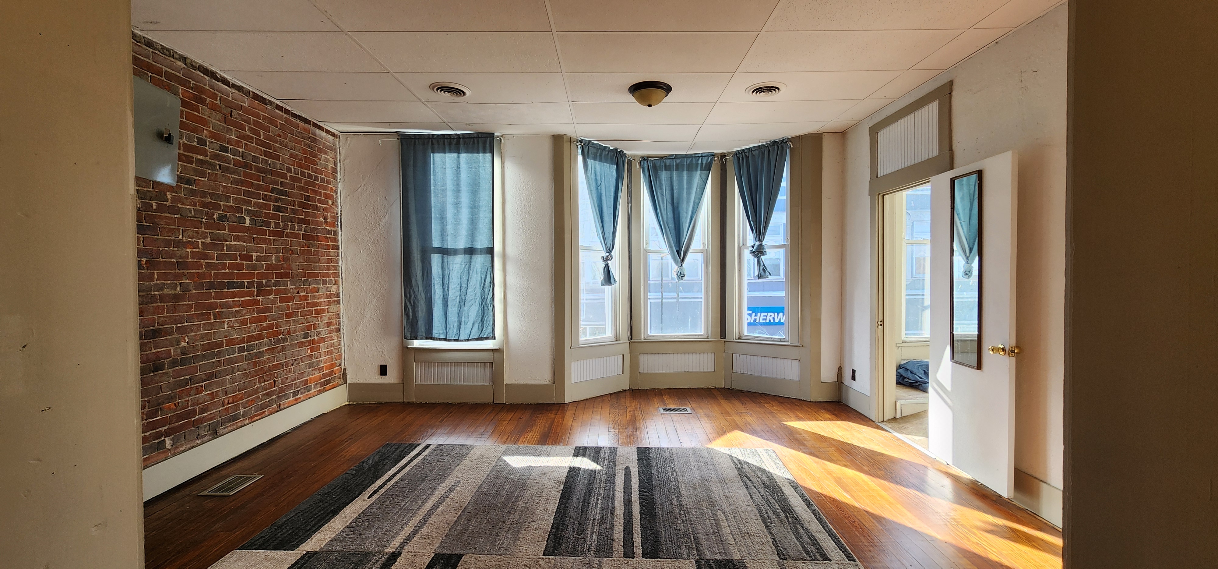 104 East Main Street, Washington, IN 47501