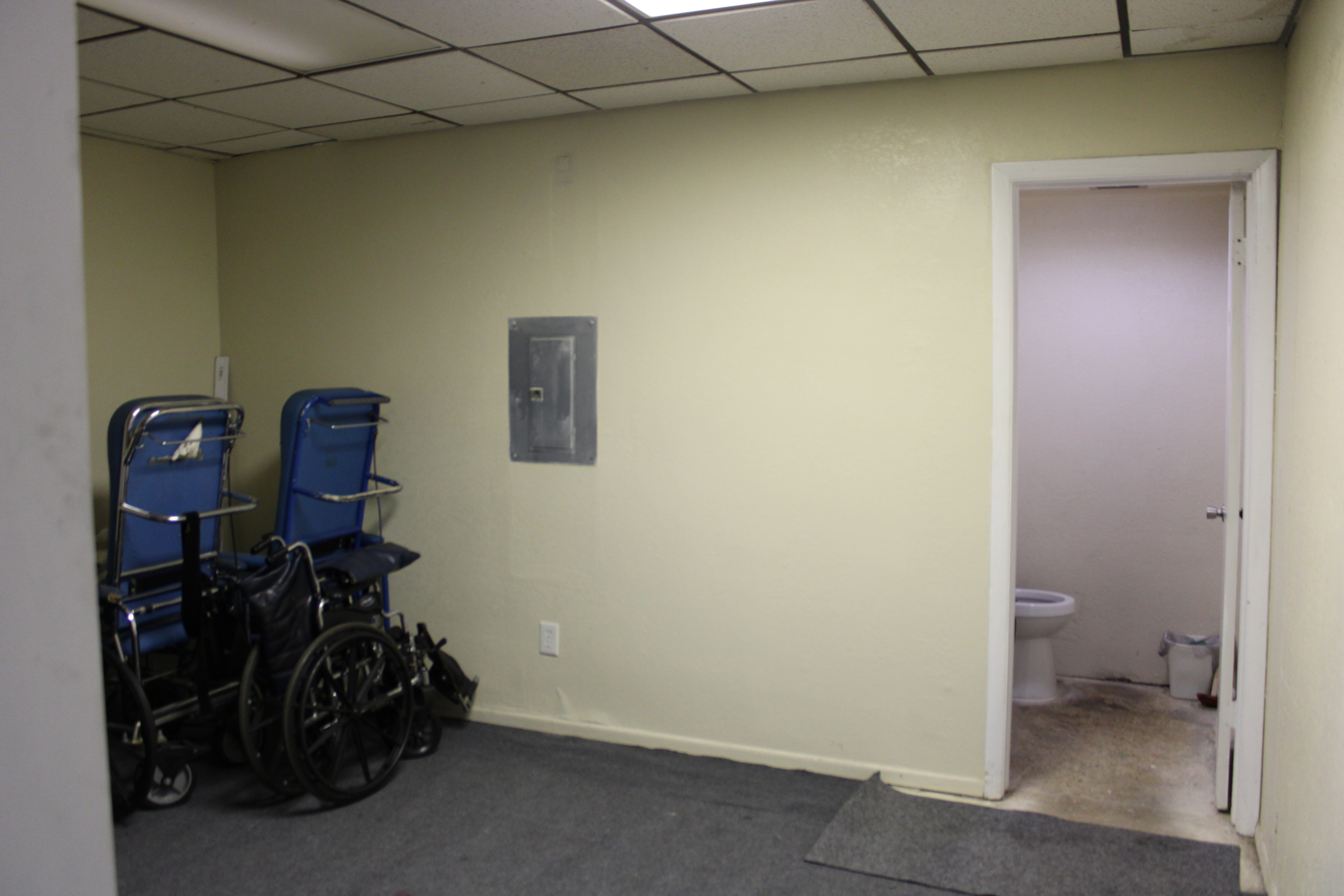 1723 Missouri Avenue North, Largo, FL 33770