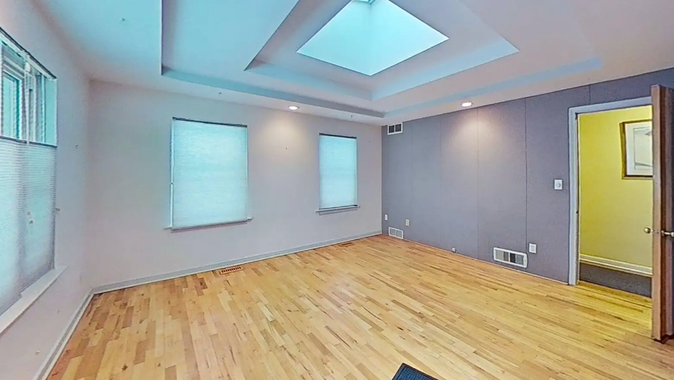 415 West Grand River Avenue, East Lansing, MI 48823