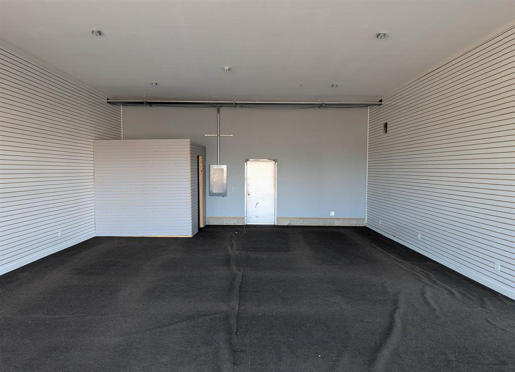 216 North Main Street, Creve Coeur, IL 61610