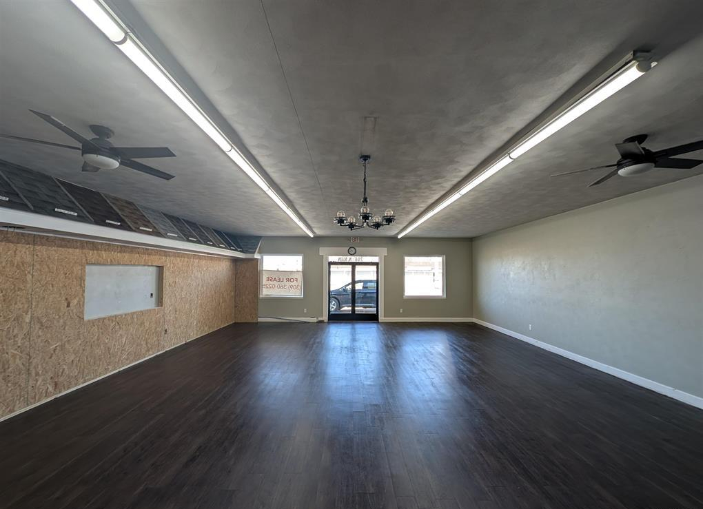 206 North Main Street, Creve Coeur, IL 61610