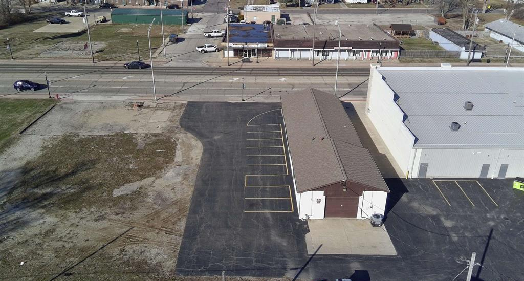 206 North Main Street, Creve Coeur, IL 61610