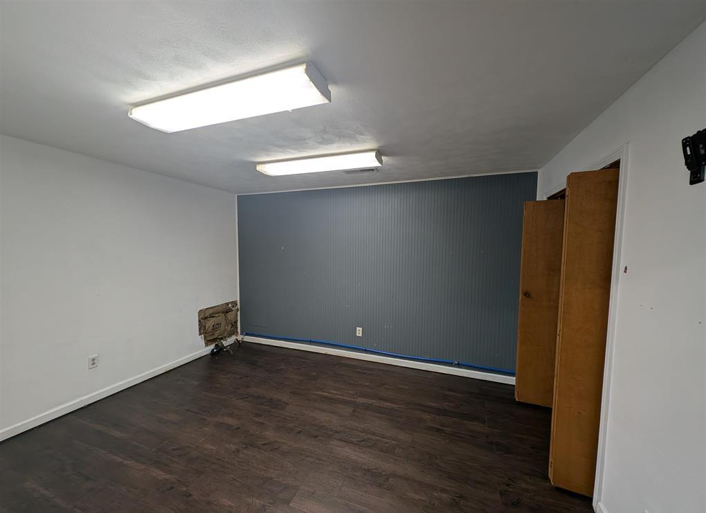 206 North Main Street, Creve Coeur, IL 61610