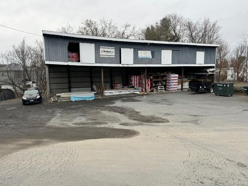 43 State Road, Presque Isle, ME 04769