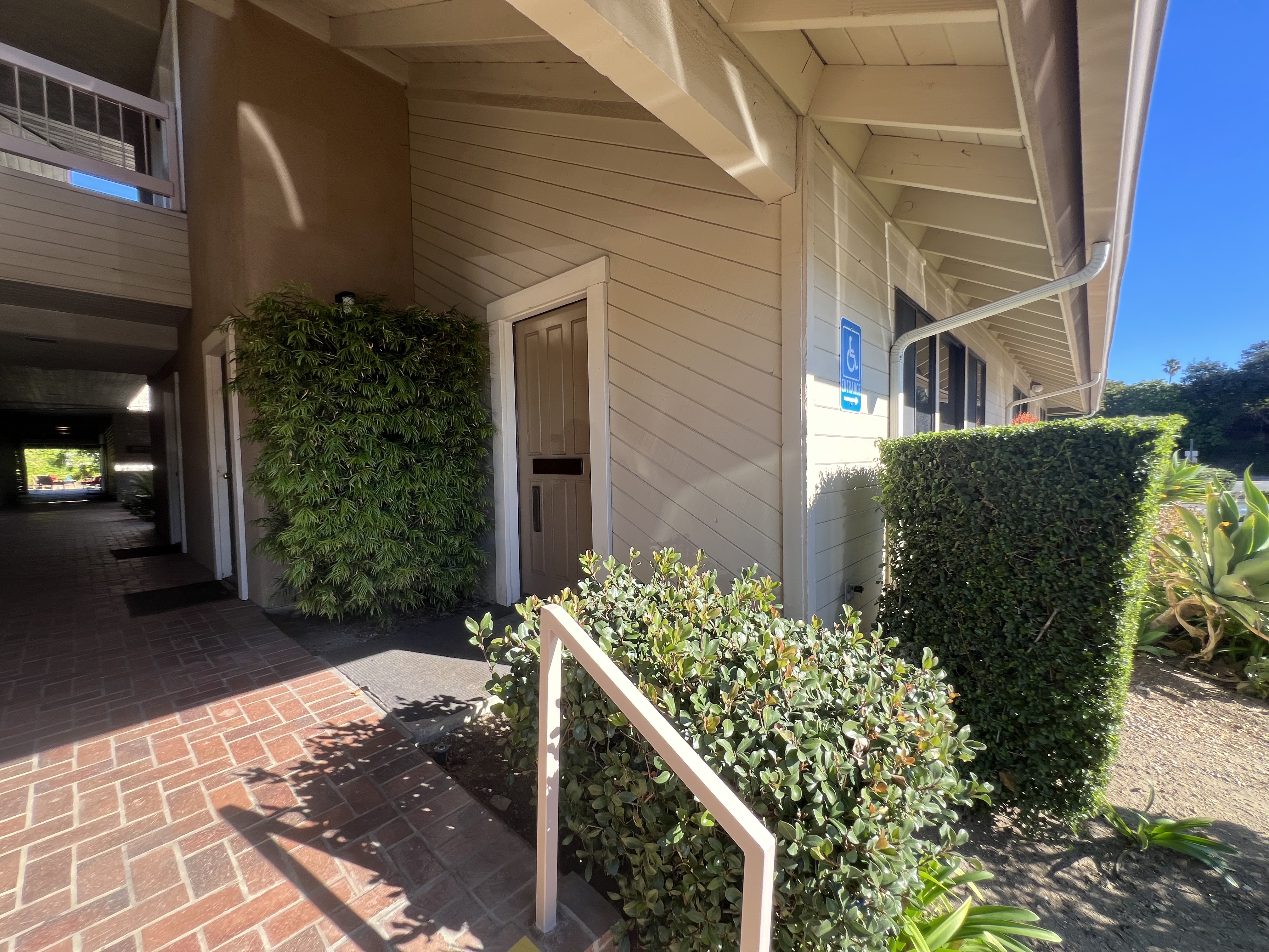 141 Duesenberg Drive, Westlake Village, CA 91362