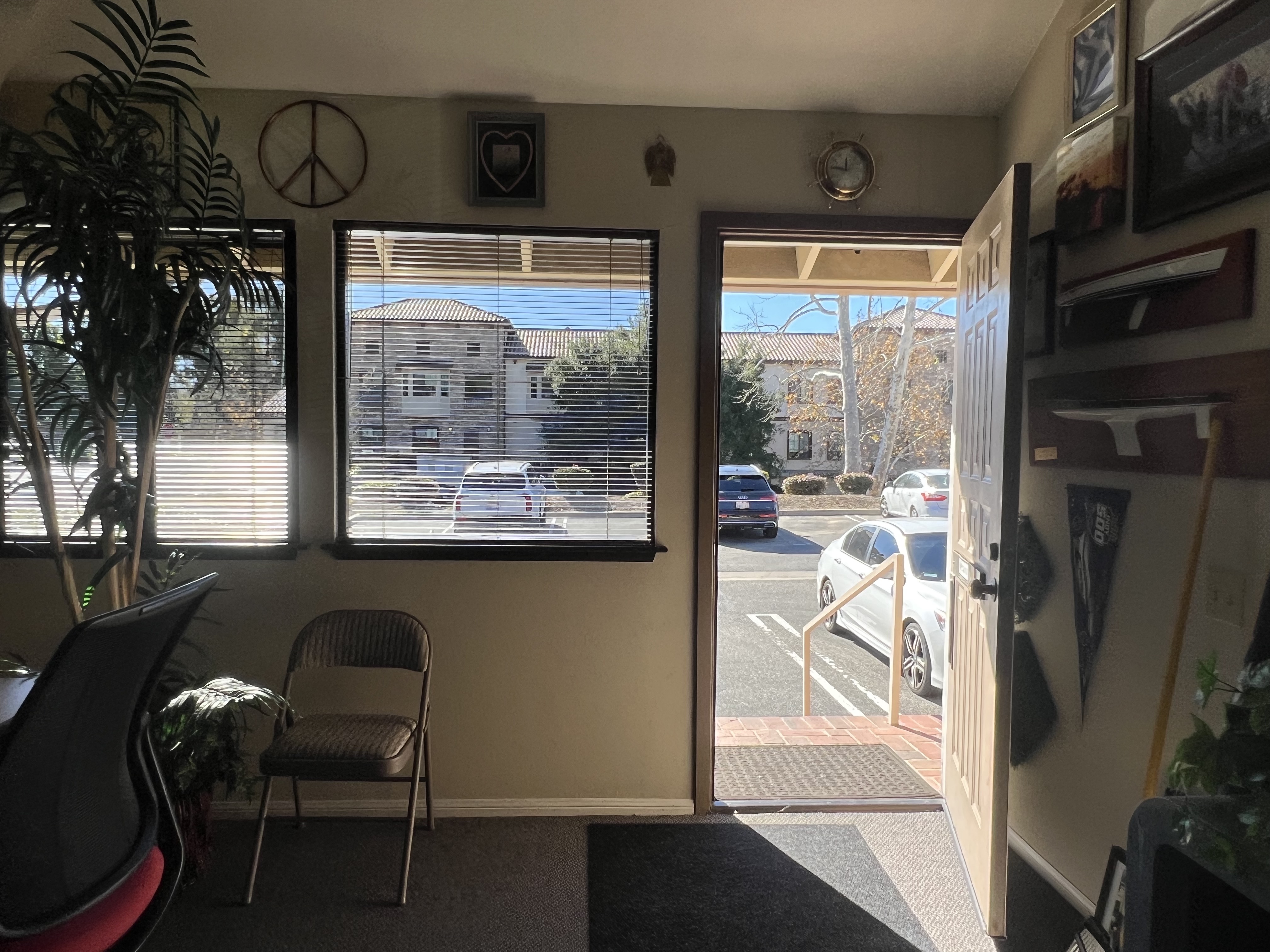 141 Duesenberg Drive, Westlake Village, CA 91362