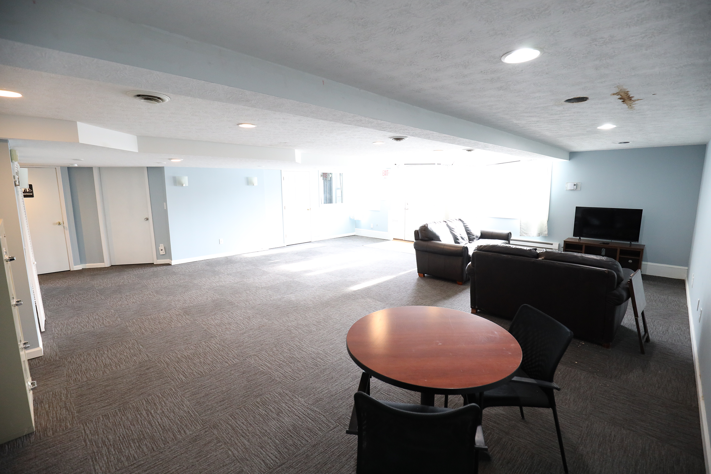 1265 Ridge Road, Hinckley, OH 44233