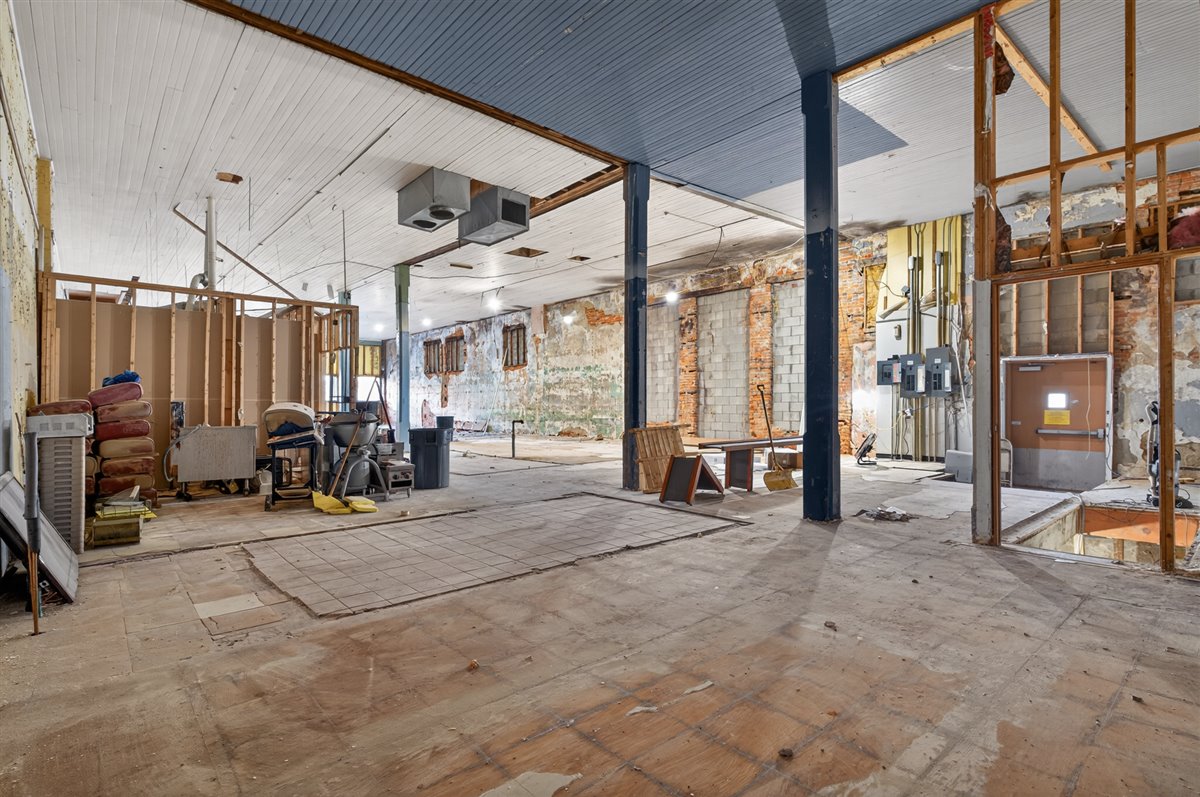 602 G Avenue, Grundy Center, IA 50638