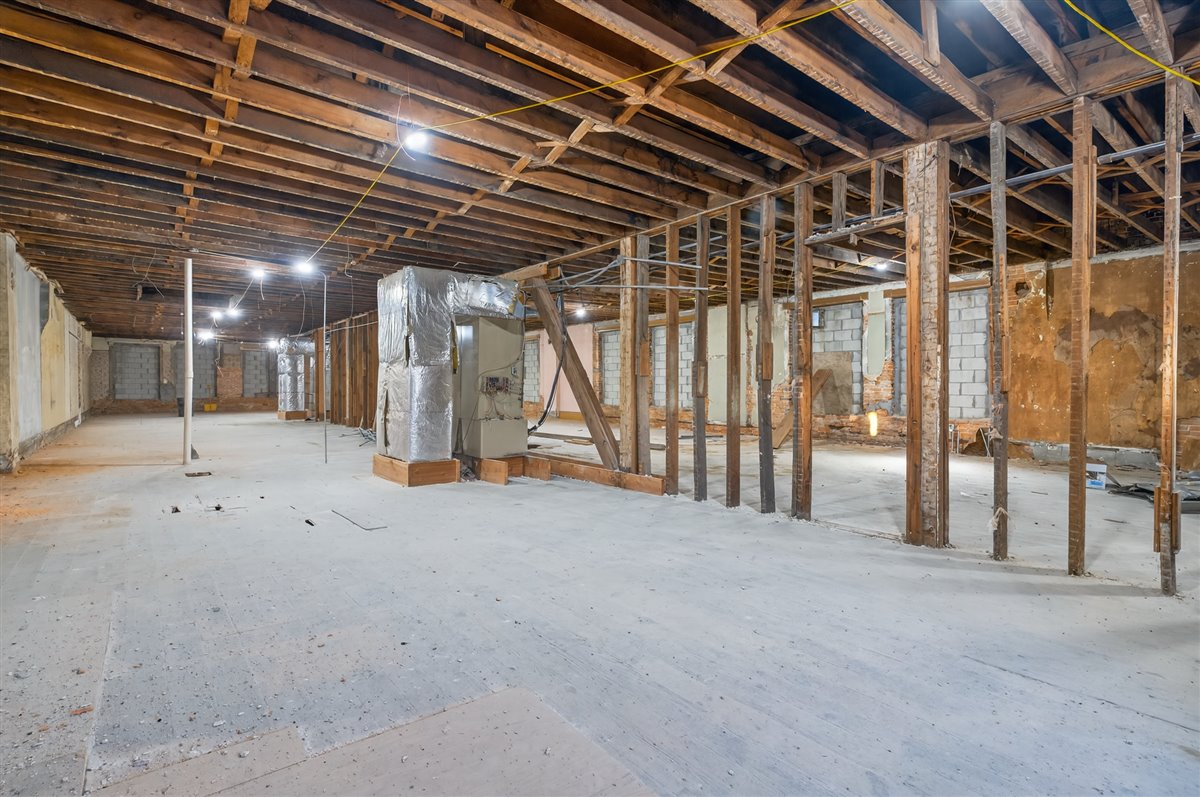 602 G Avenue, Grundy Center, IA 50638