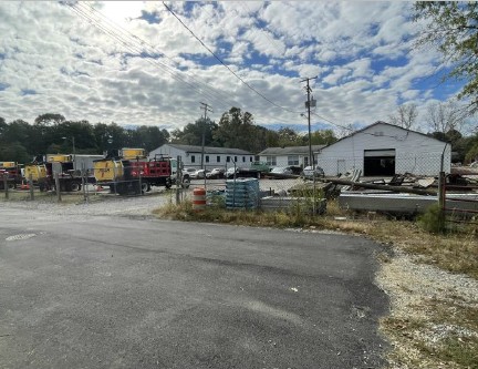 3007-3015 Falling Creek Ave 