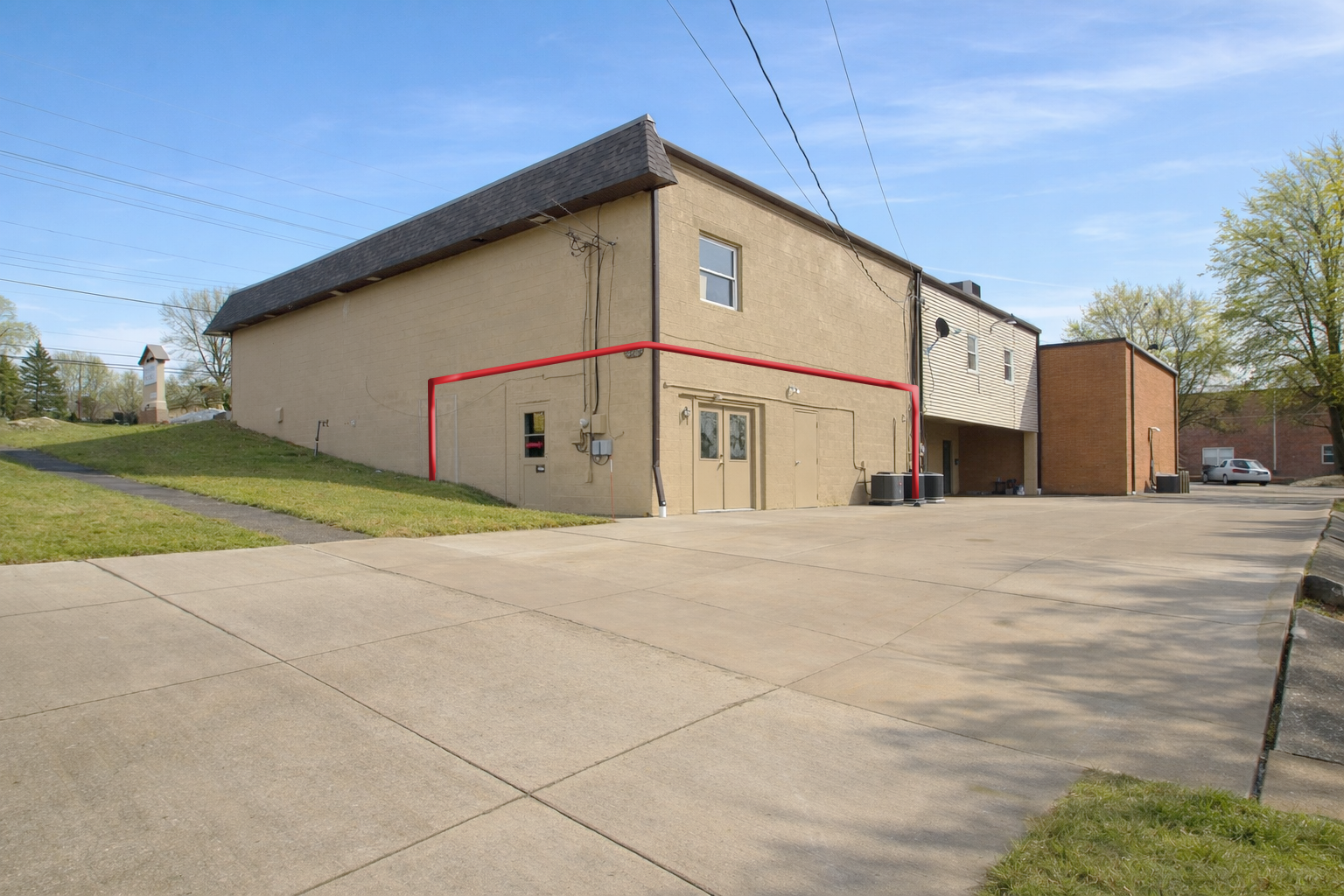 Retail Suite Available for Lease