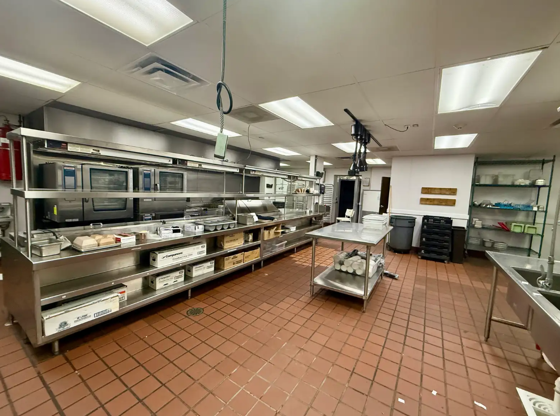 410 South Clippert Street, Lansing, MI 48912